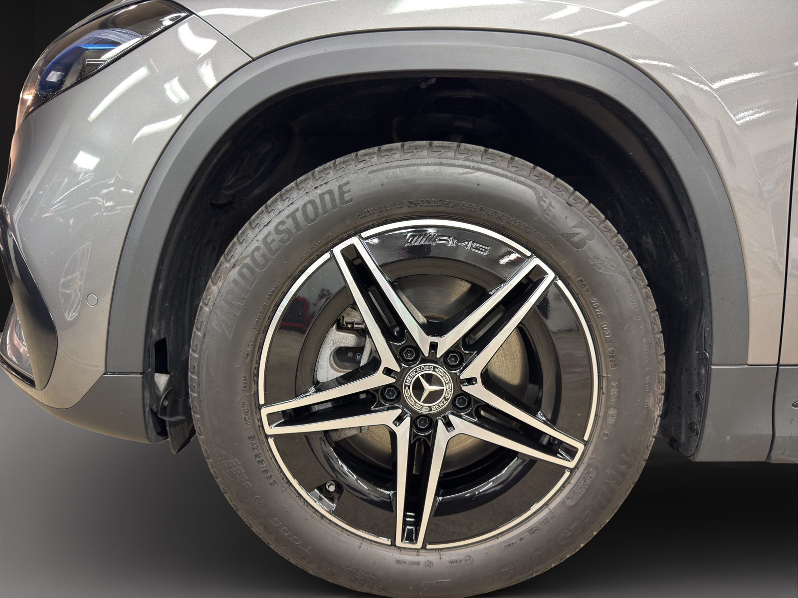 MERCEDES-BENZ EQA 350 4M Swiss Star-image-7