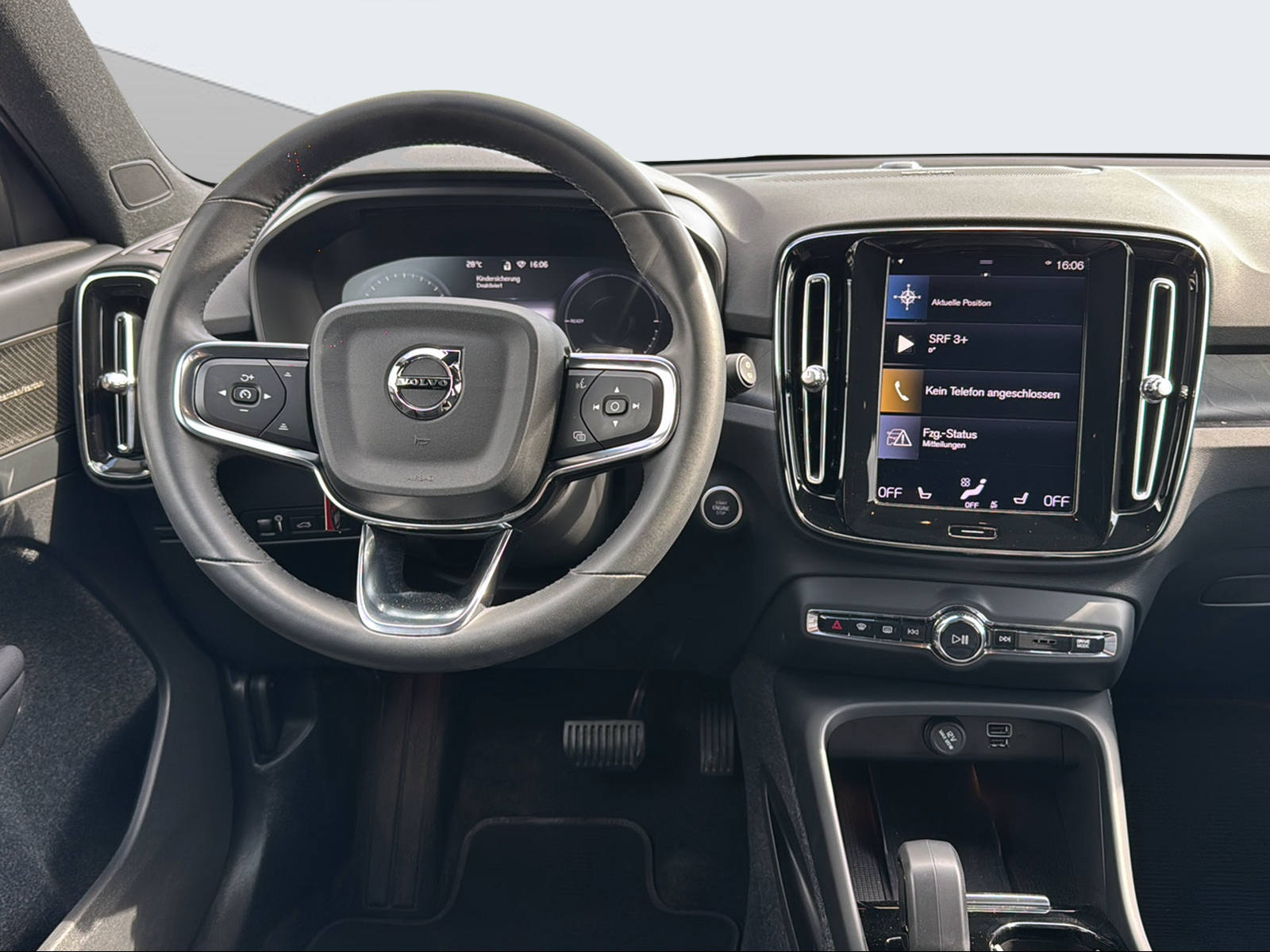 VOLVO XC40 1.5 T5 PiH Ultimate Dark-image-12