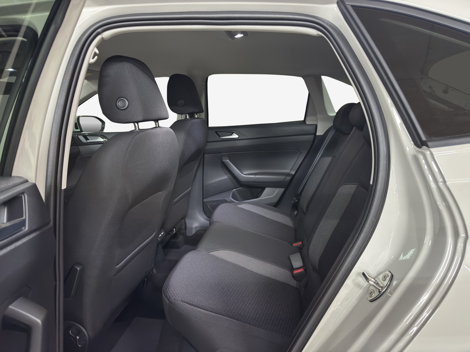 VW Taigo 1.0 TSI Life United DSG-image-9