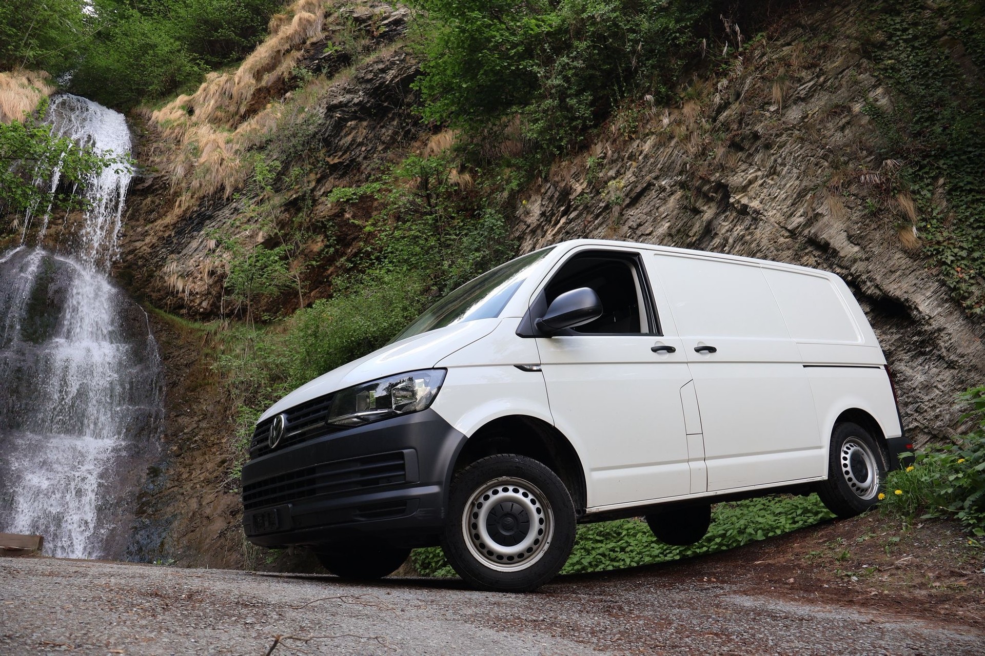 VW T6.1 2.0 TDI DSG 4 Motion