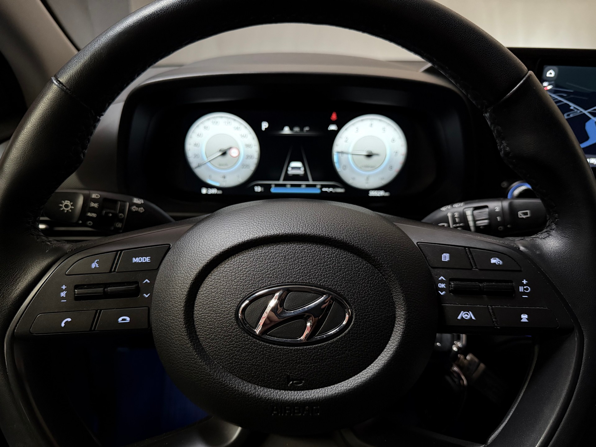 HYUNDAI i20 1.0 T-GDi Amplia DCT-image-20