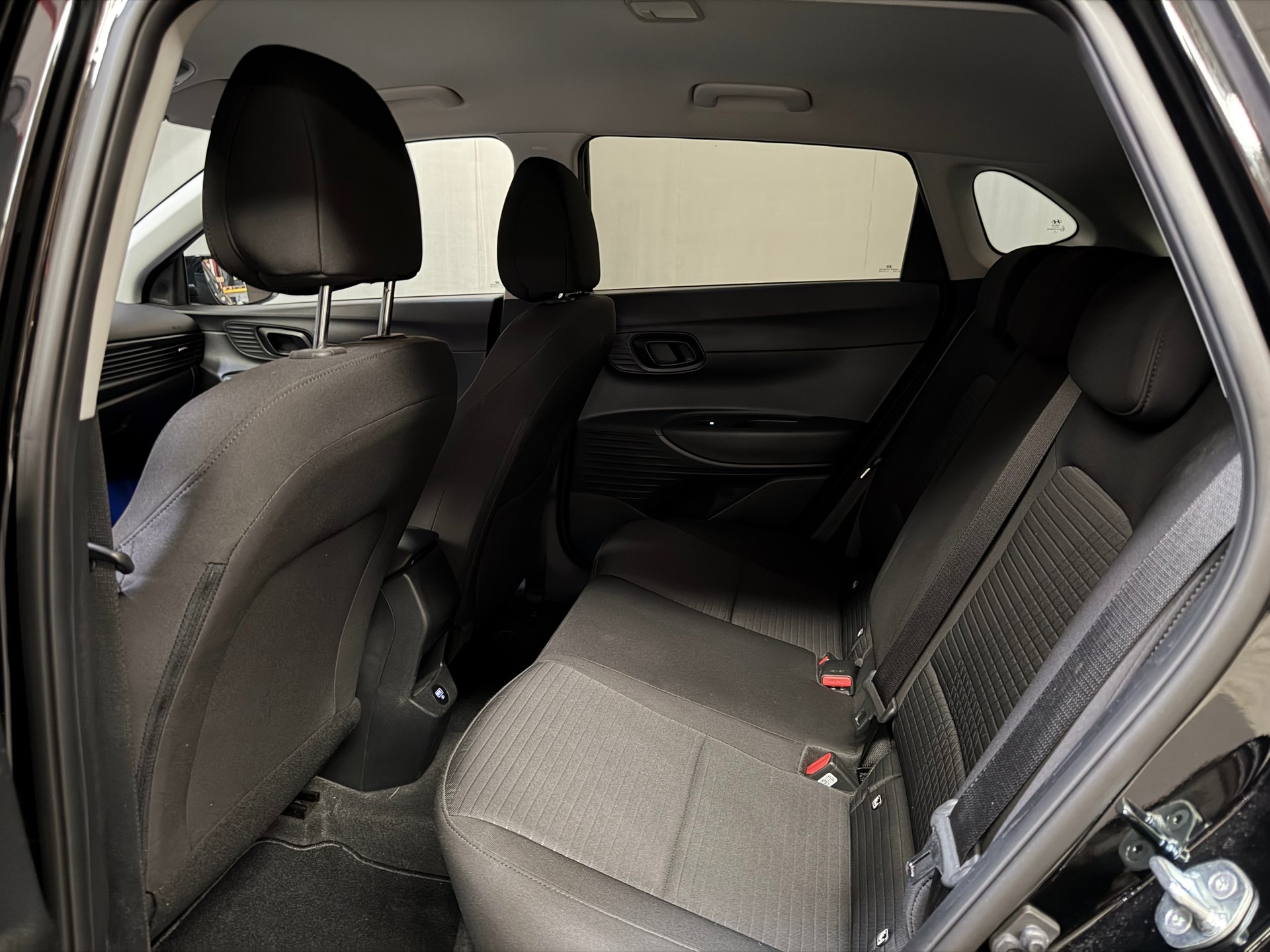 HYUNDAI i20 1.0 T-GDi Amplia DCT-image-12