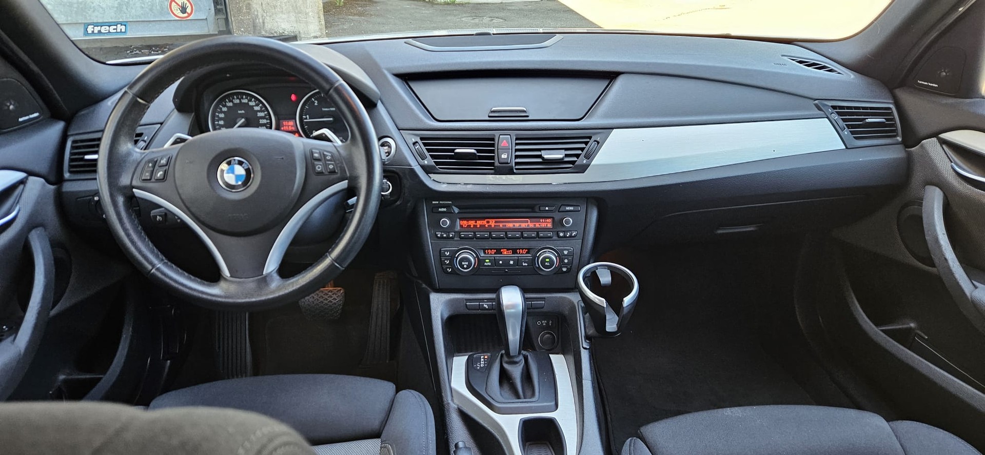 BMW X1 xDrive 23d Steptronic-image-1