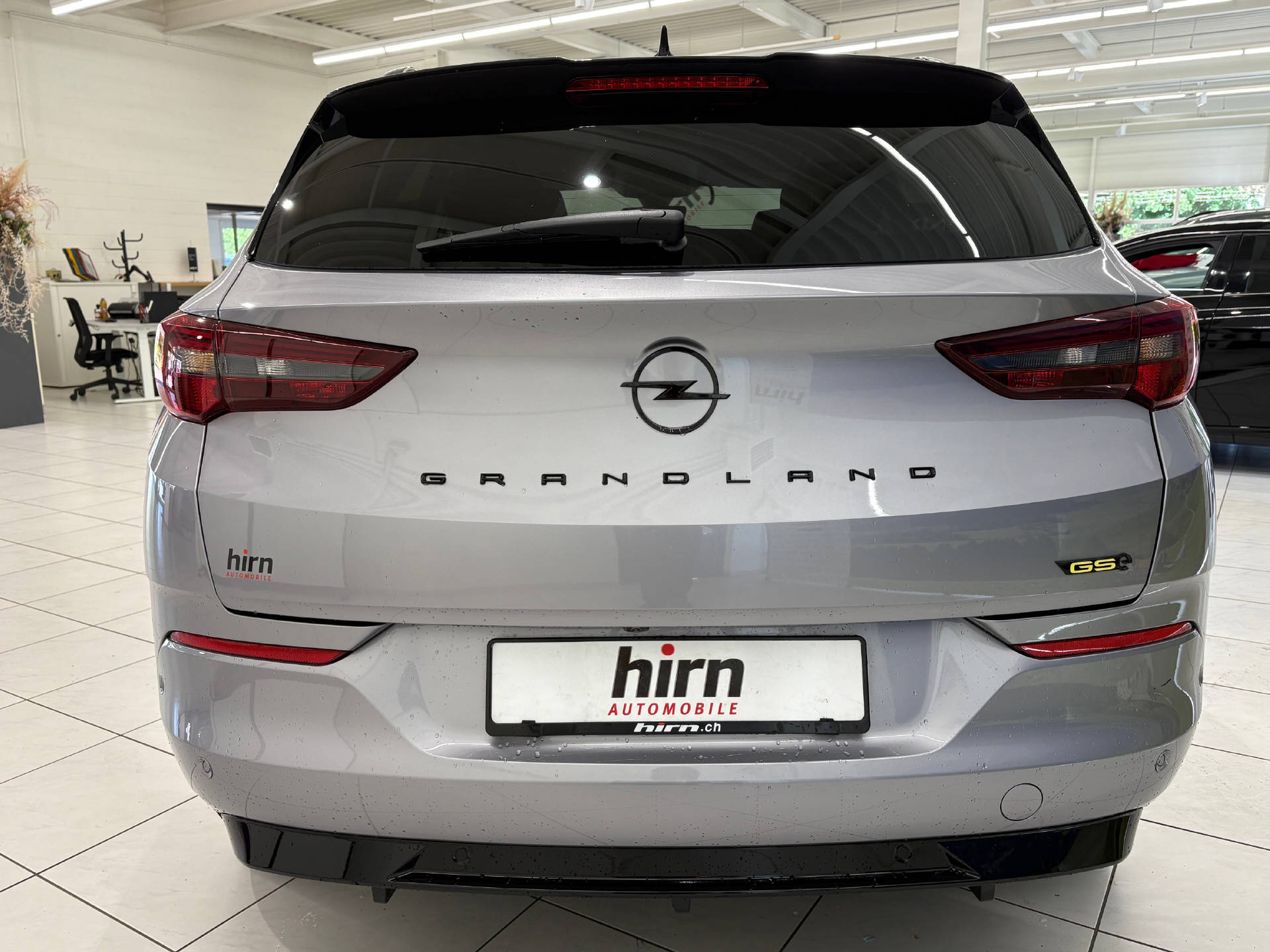 OPEL Grandland 1.6 T PHEV GSE-image-5