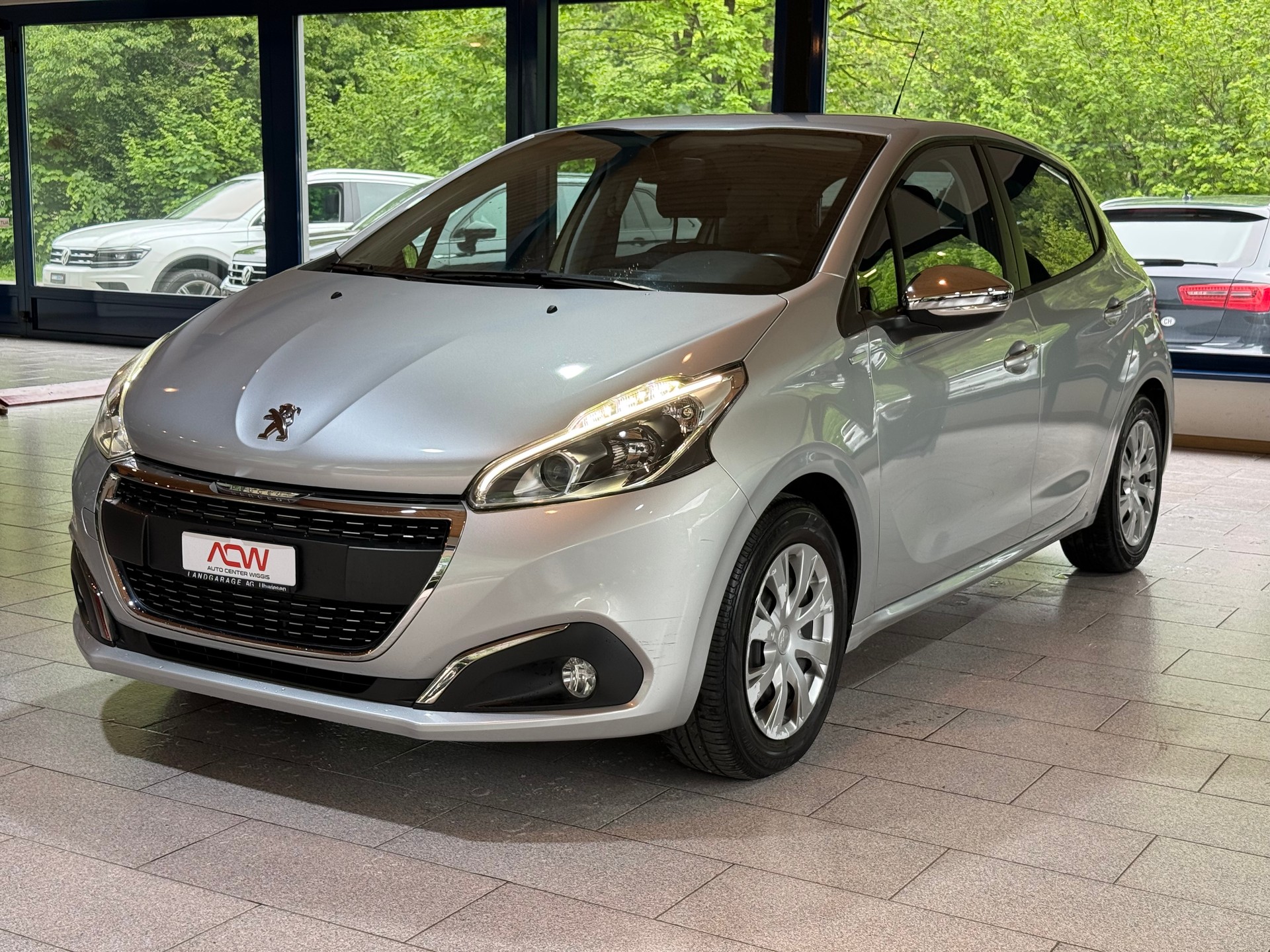 PEUGEOT 208 1.2 PureTech Urban Soul-image-0