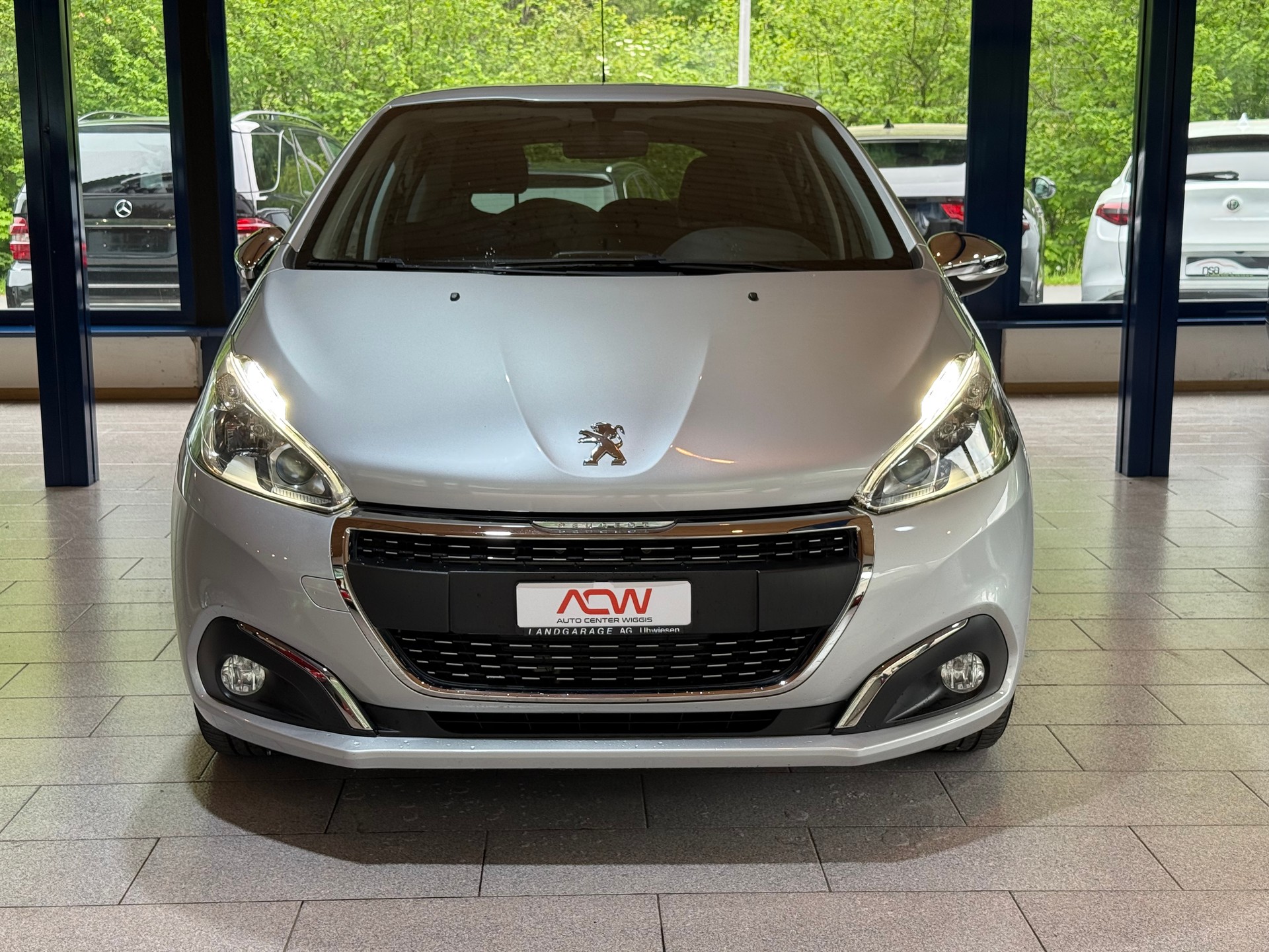 PEUGEOT 208 1.2 PureTech Urban Soul-image-1