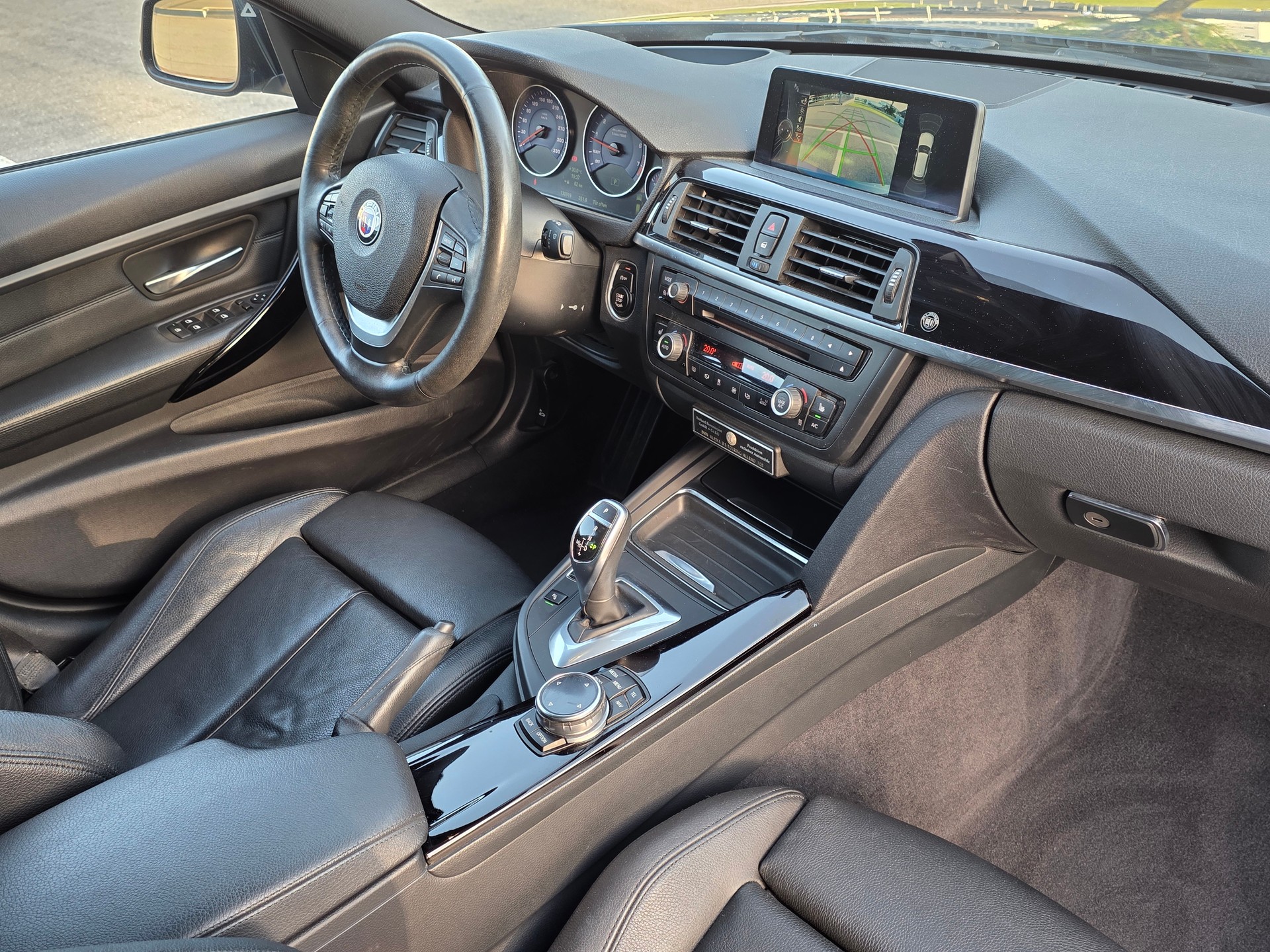 BMW-ALPINA B3 BiTurbo Touring 3.0 xDrive Switch-Tronic(CH)-image-12