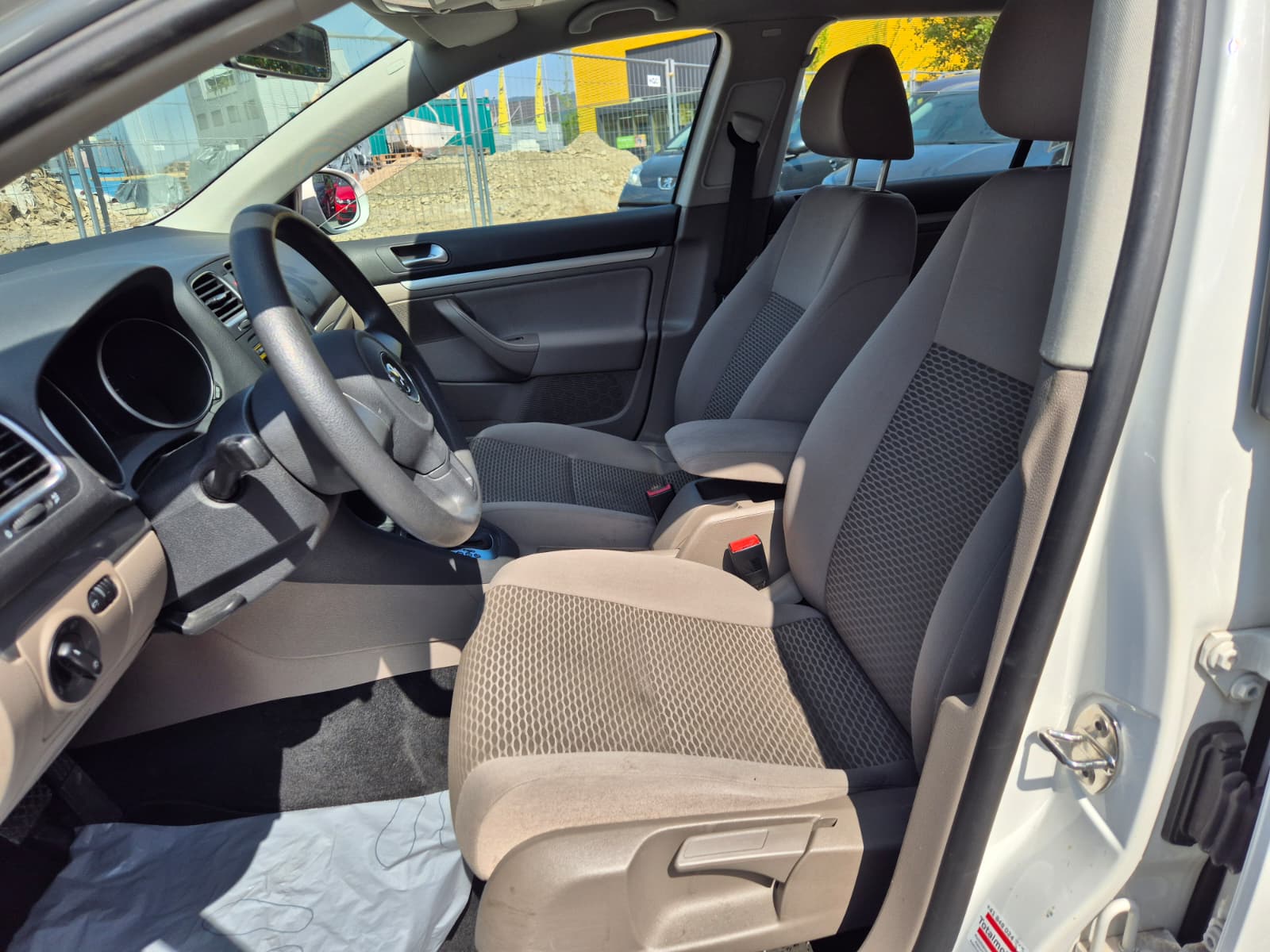VW Golf Variant 1.2 TSI Trendline DSG-image-6