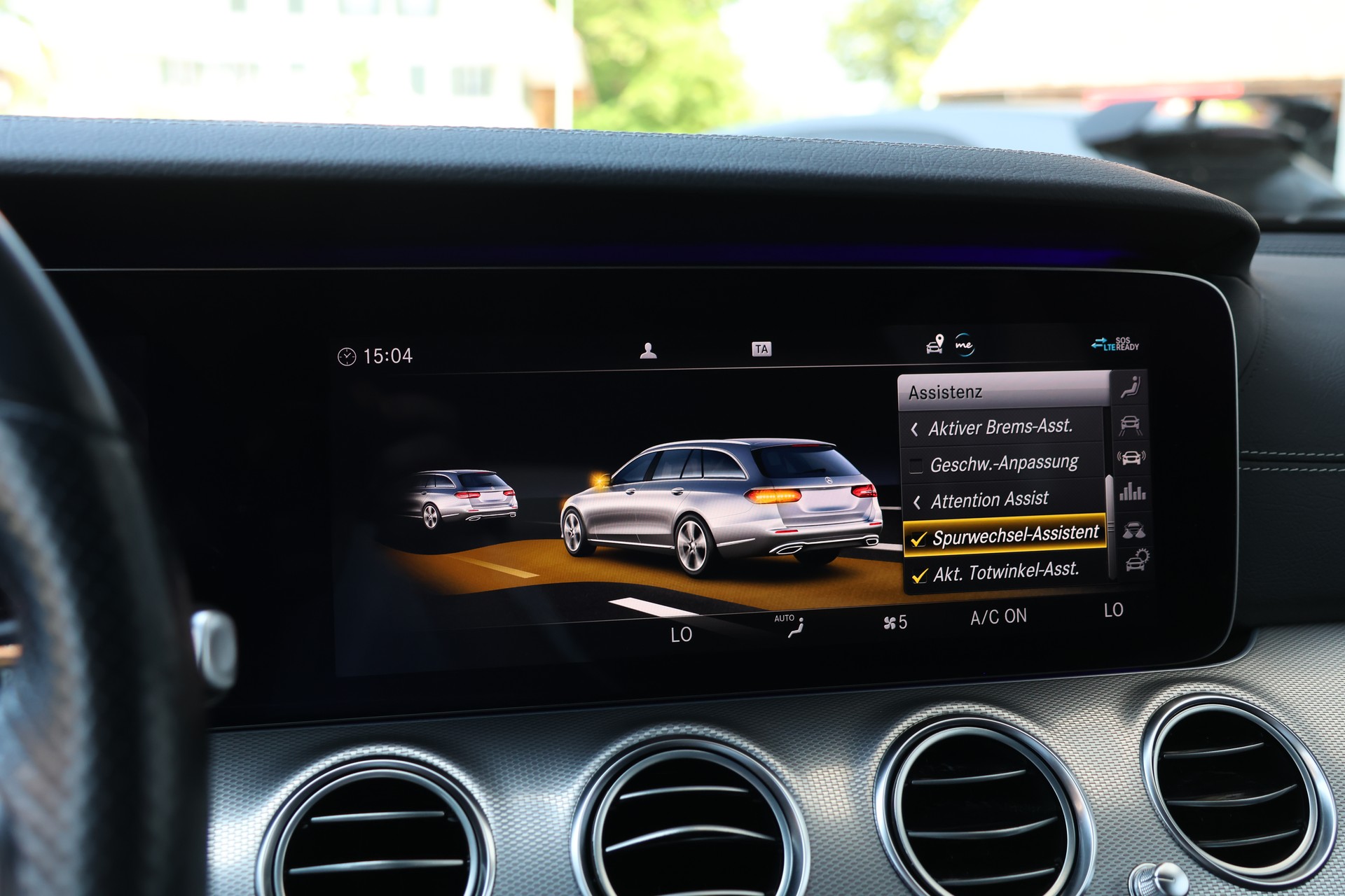 MERCEDES-BENZ E 220 d Swiss Star AMG Line 4Matic 9G-Tronic (CH) "Greymatte" + 2.1T AHK-image-23