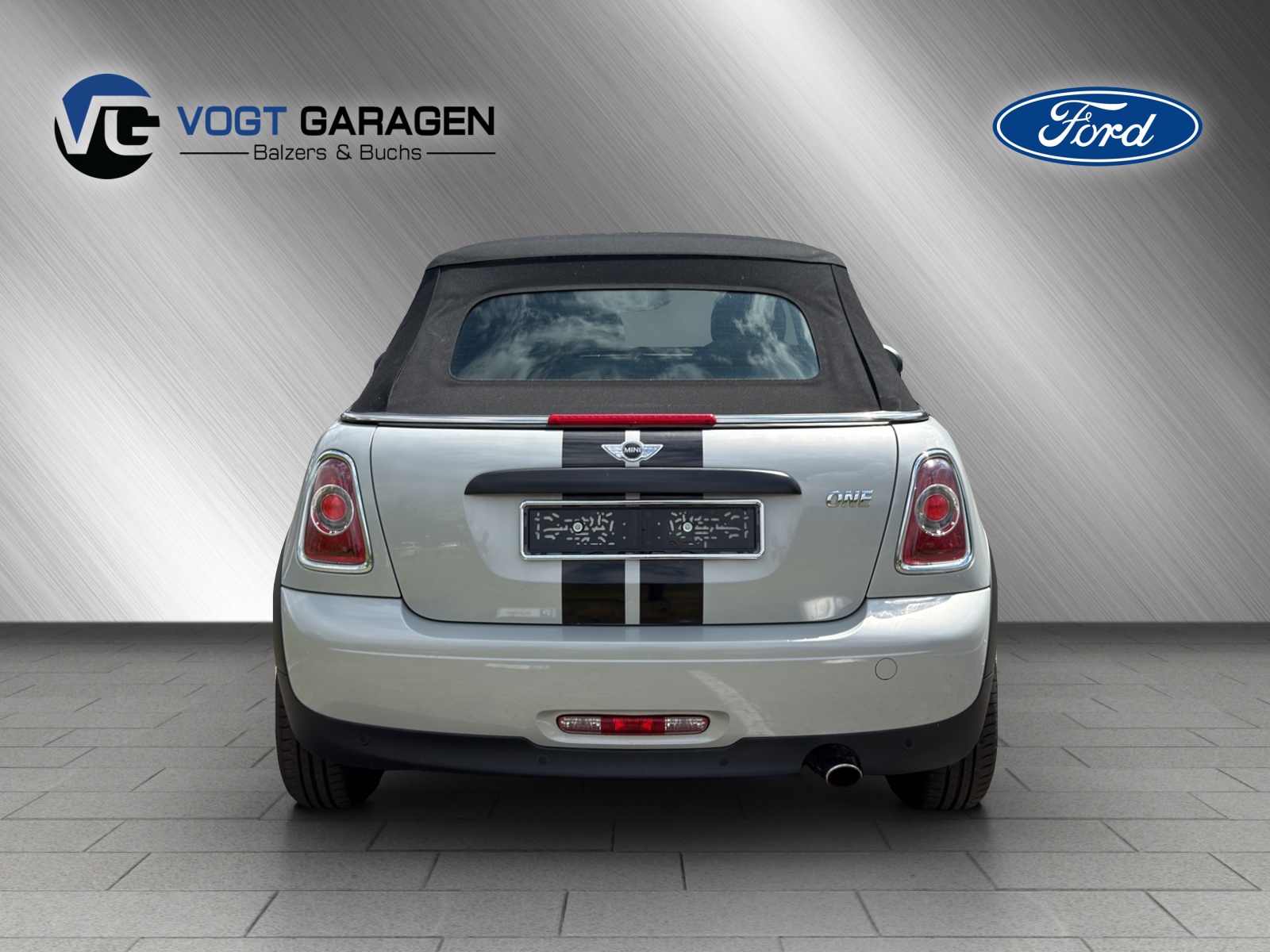 MINI Cabrio R57 1.6i One-image-4