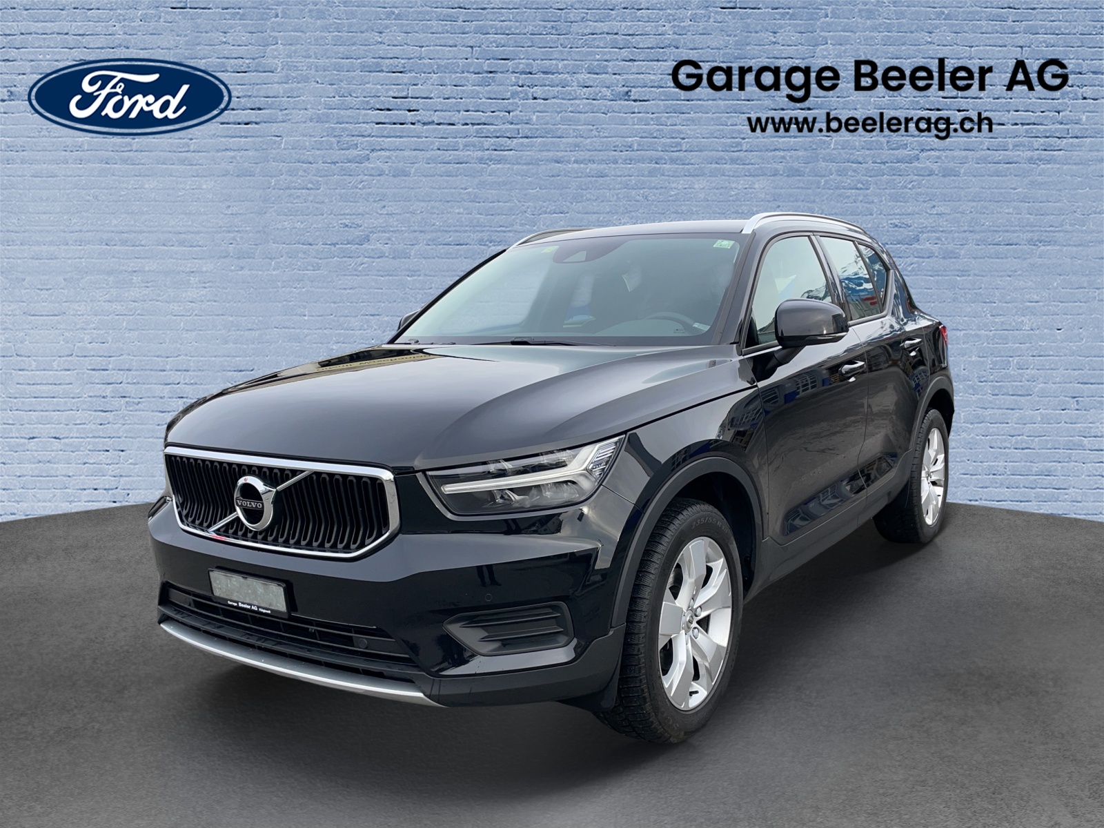 VOLVO XC40 2.0 D3 Momentum-image-0