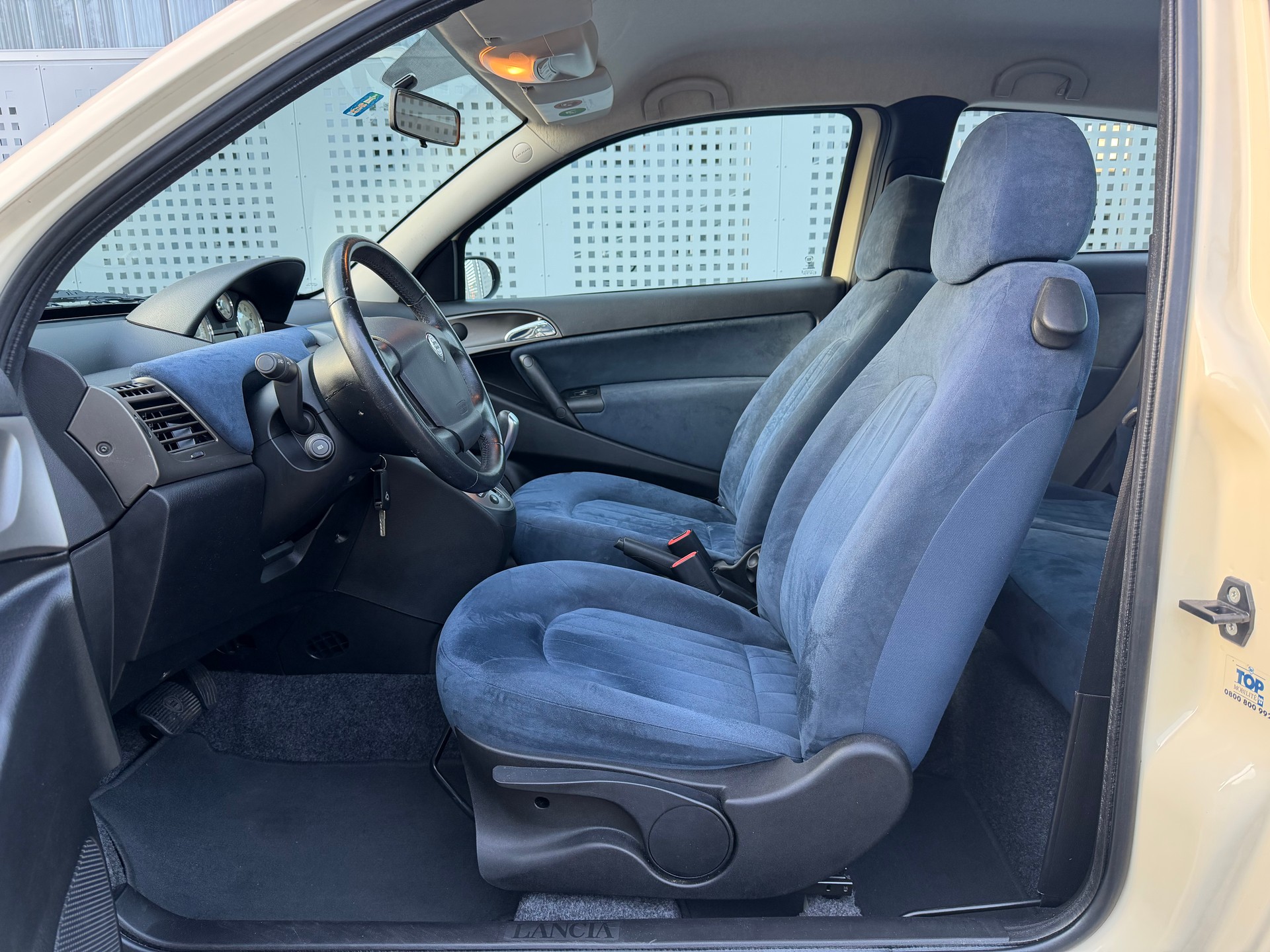 LANCIA Ypsilon 1.4 16V Argento-image-10