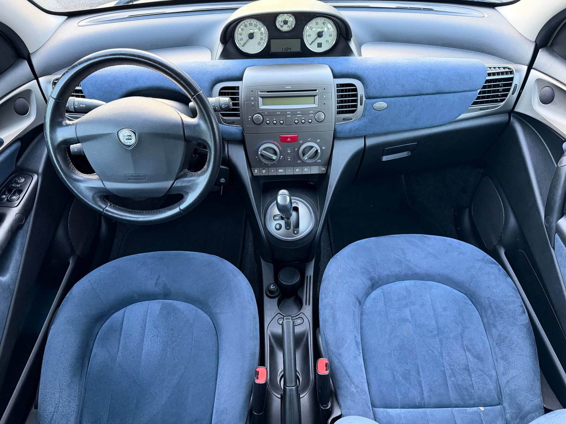 LANCIA Ypsilon 1.4 16V Argento-image-12