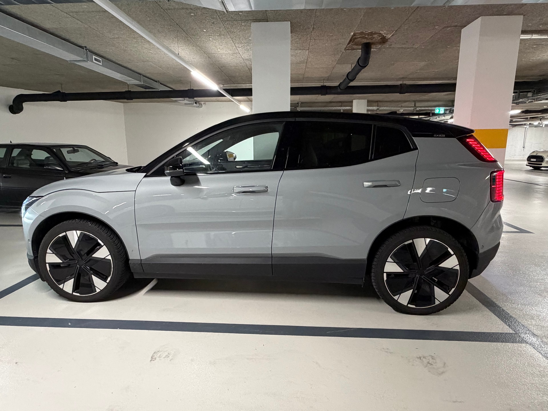 VOLVO E60 Twin Ultra Performance AWD-image-0