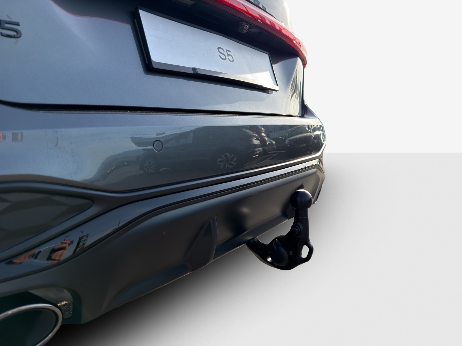 AUDI S5 Avant TFSI quattro S tronic-image-4