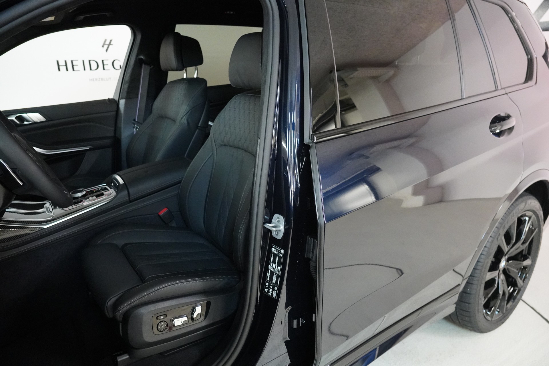BMW X7 xDrive 48V 40d M Sport Pro Steptronic-image-11