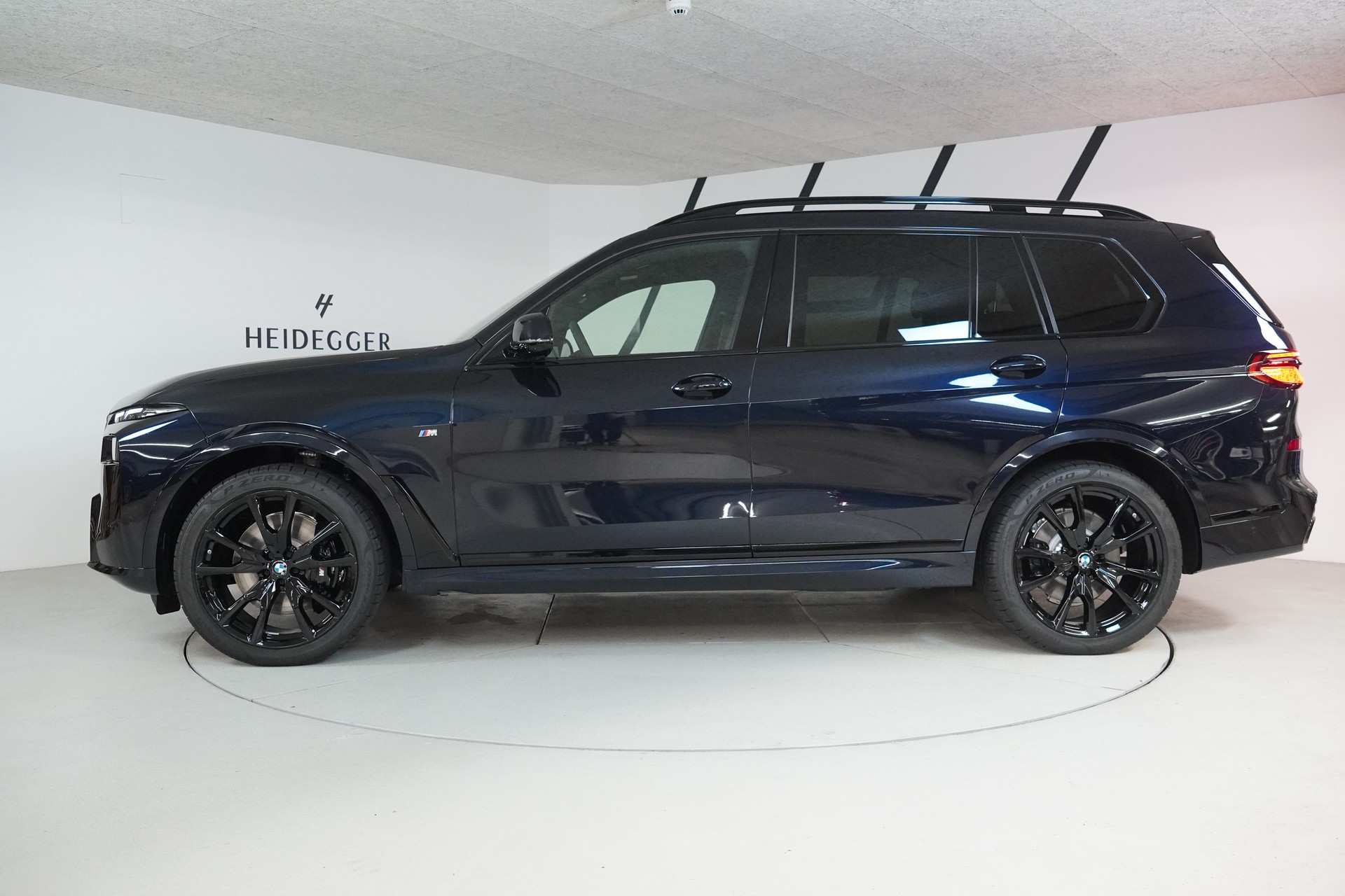 BMW X7 xDrive 48V 40d M Sport Pro Steptronic-image-3