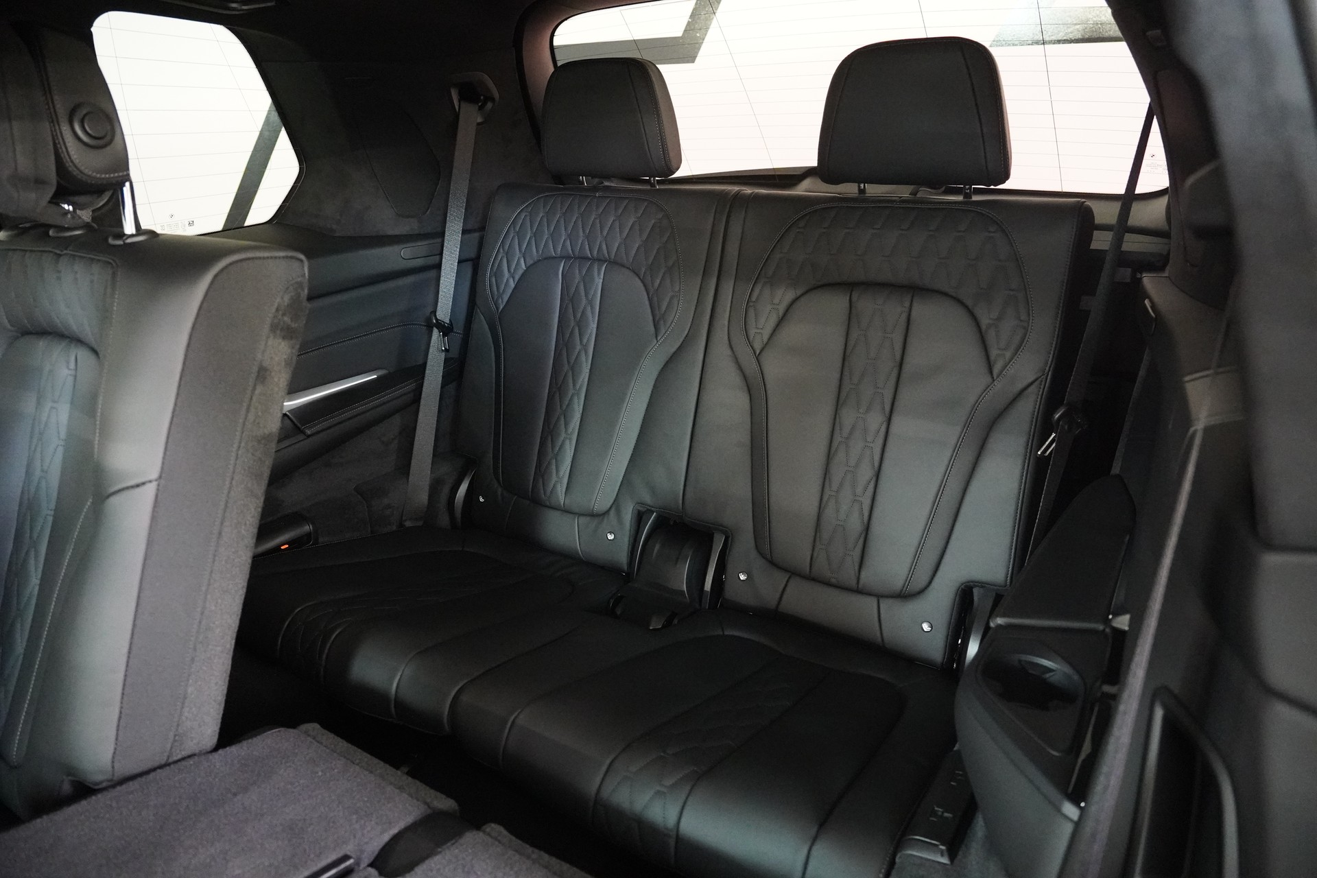 BMW X7 xDrive 48V 40d M Sport Pro Steptronic-image-13