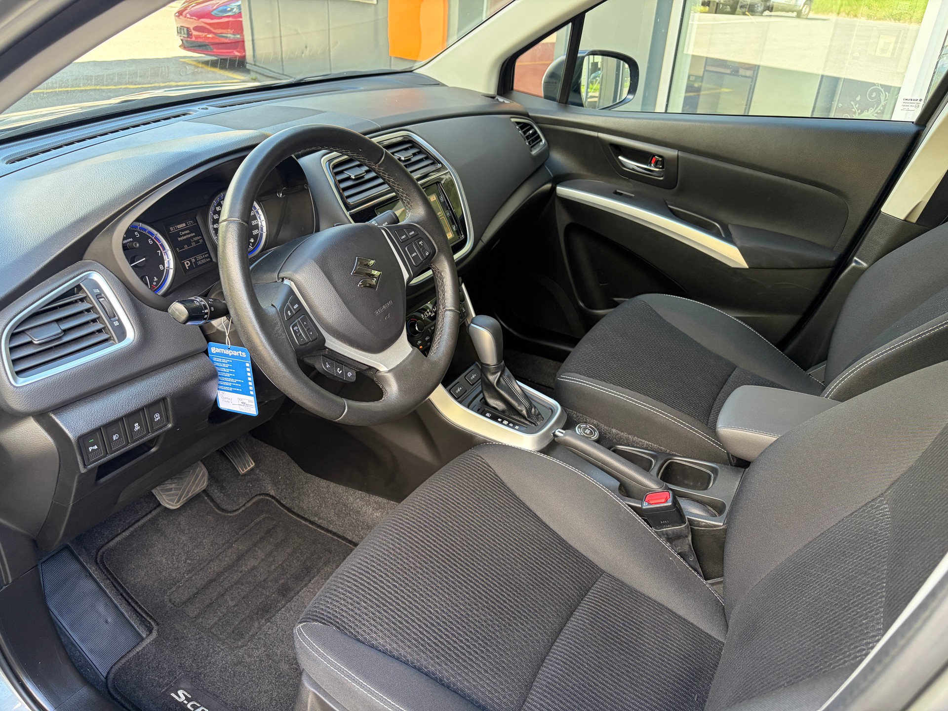 SUZUKI SX4 S-Cross 1.4 16V Compact+ 4WD Automatic-image-8