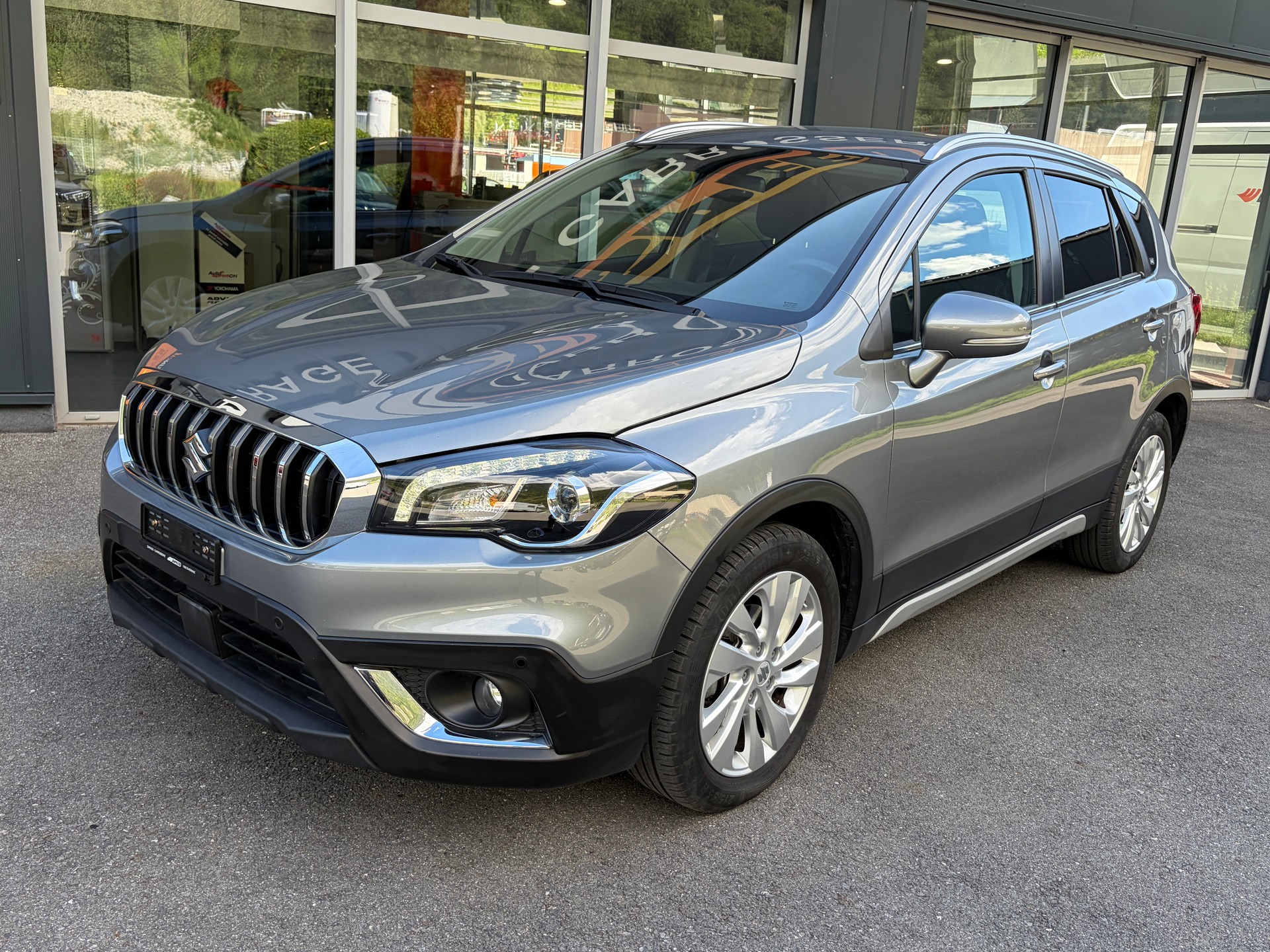 SUZUKI SX4 S-Cross 1.4 16V Compact+ 4WD Automatic-image-2