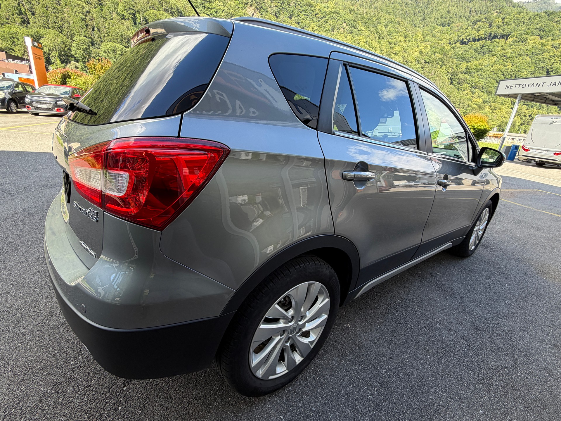SUZUKI SX4 S-Cross 1.4 16V Compact+ 4WD Automatic-image-5