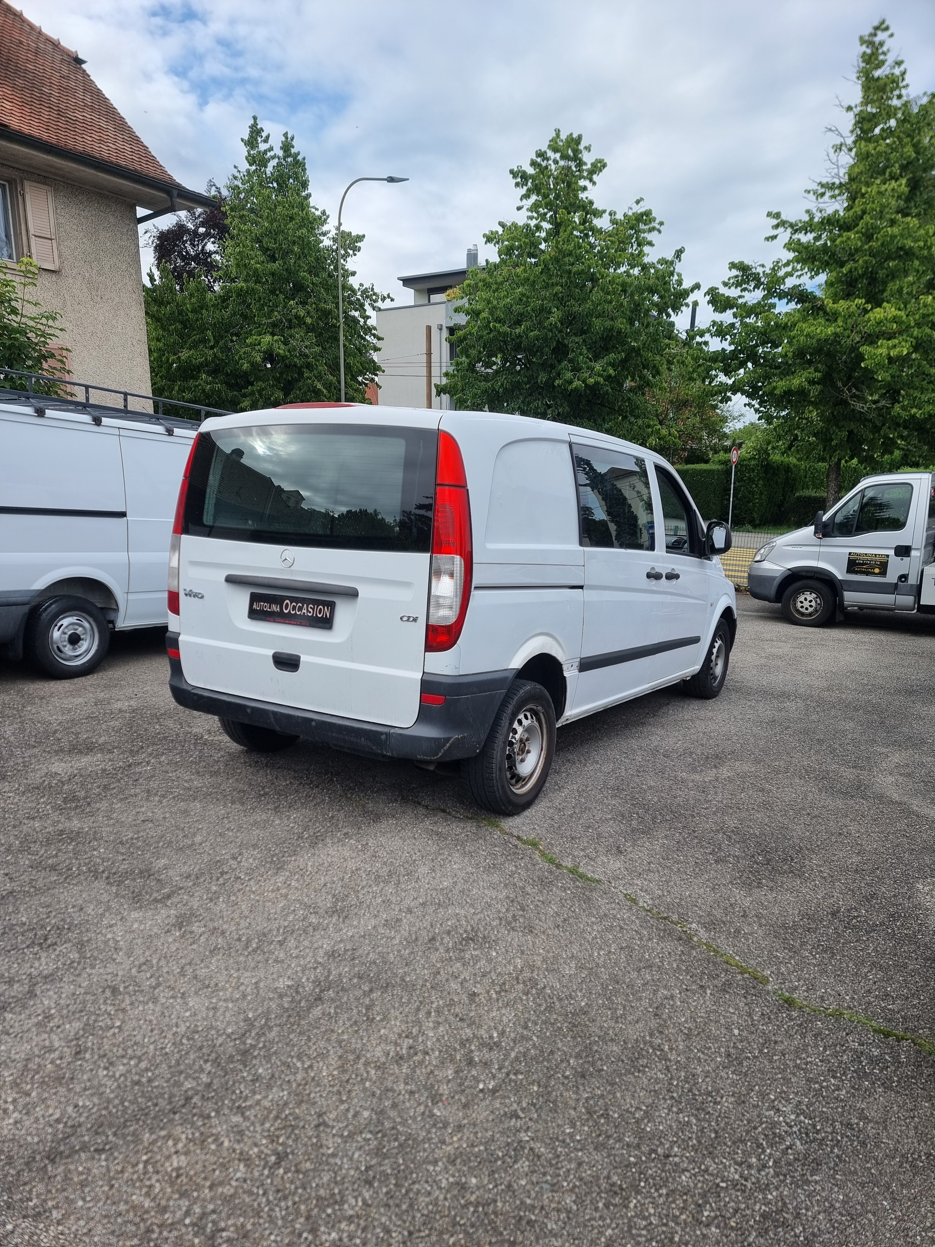 MERCEDES-BENZ Vito 111 CDI-image-3