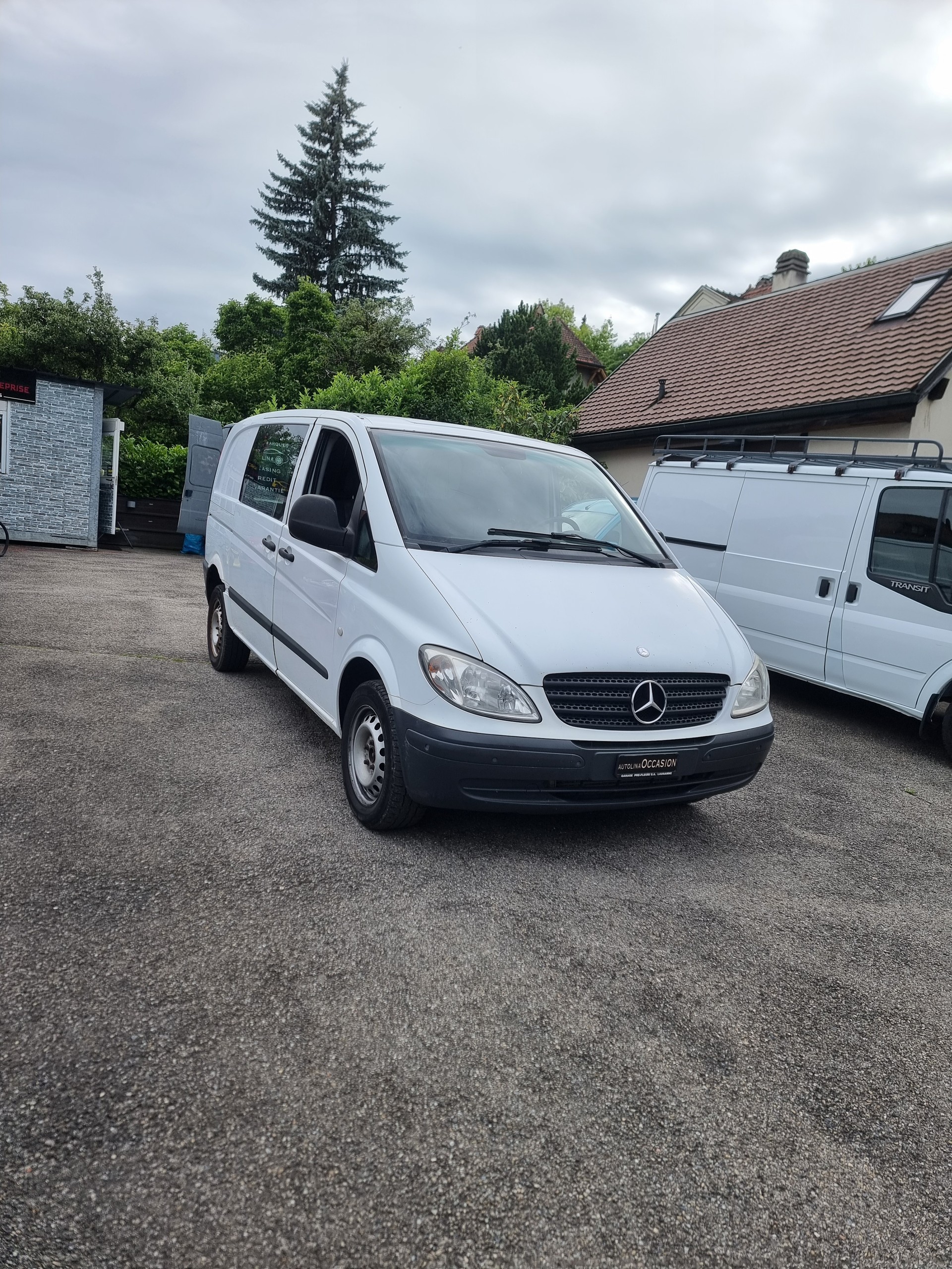 MERCEDES-BENZ Vito 111 CDI-image-1