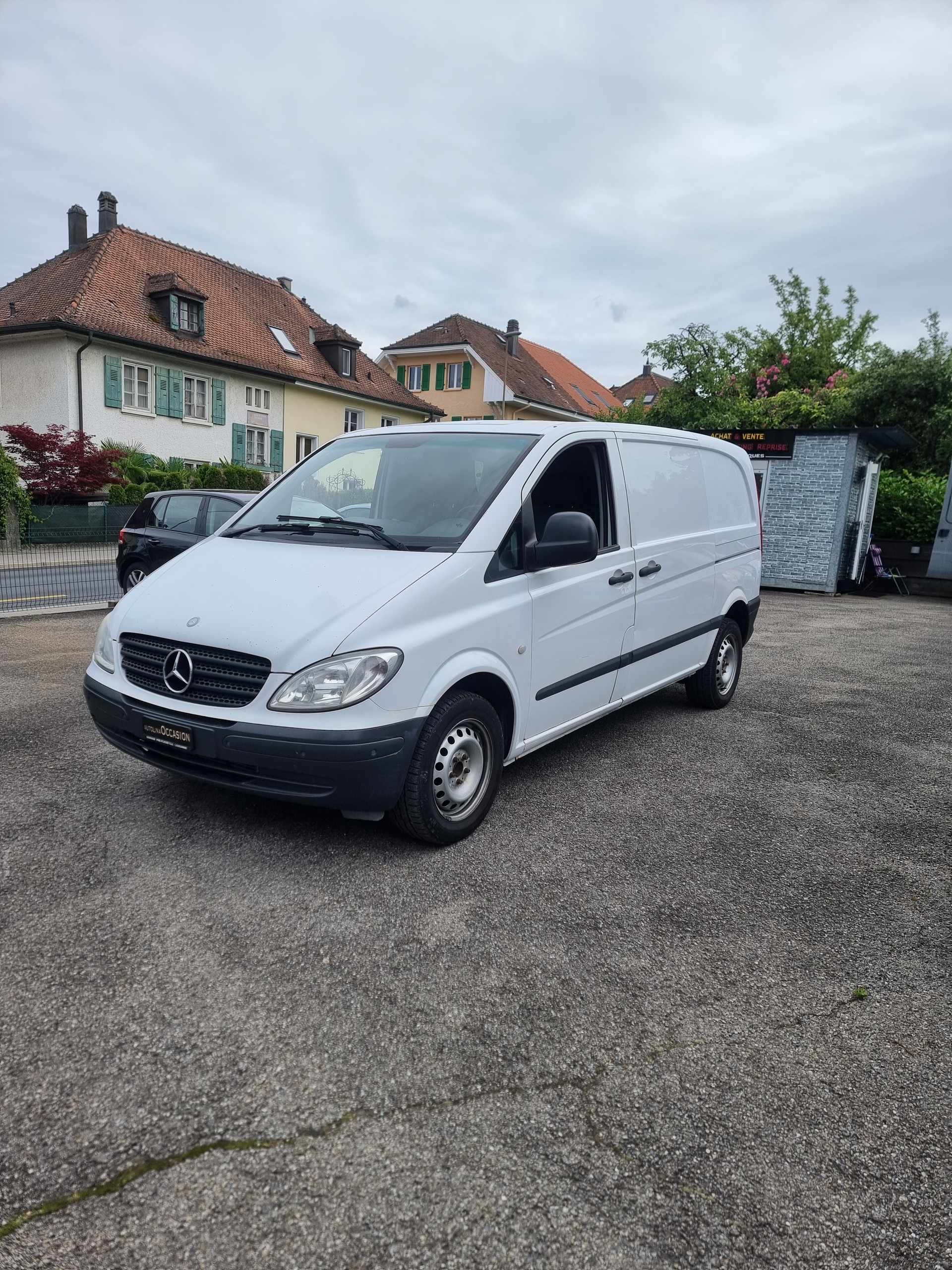 MERCEDES-BENZ Vito 111 CDI-image-0