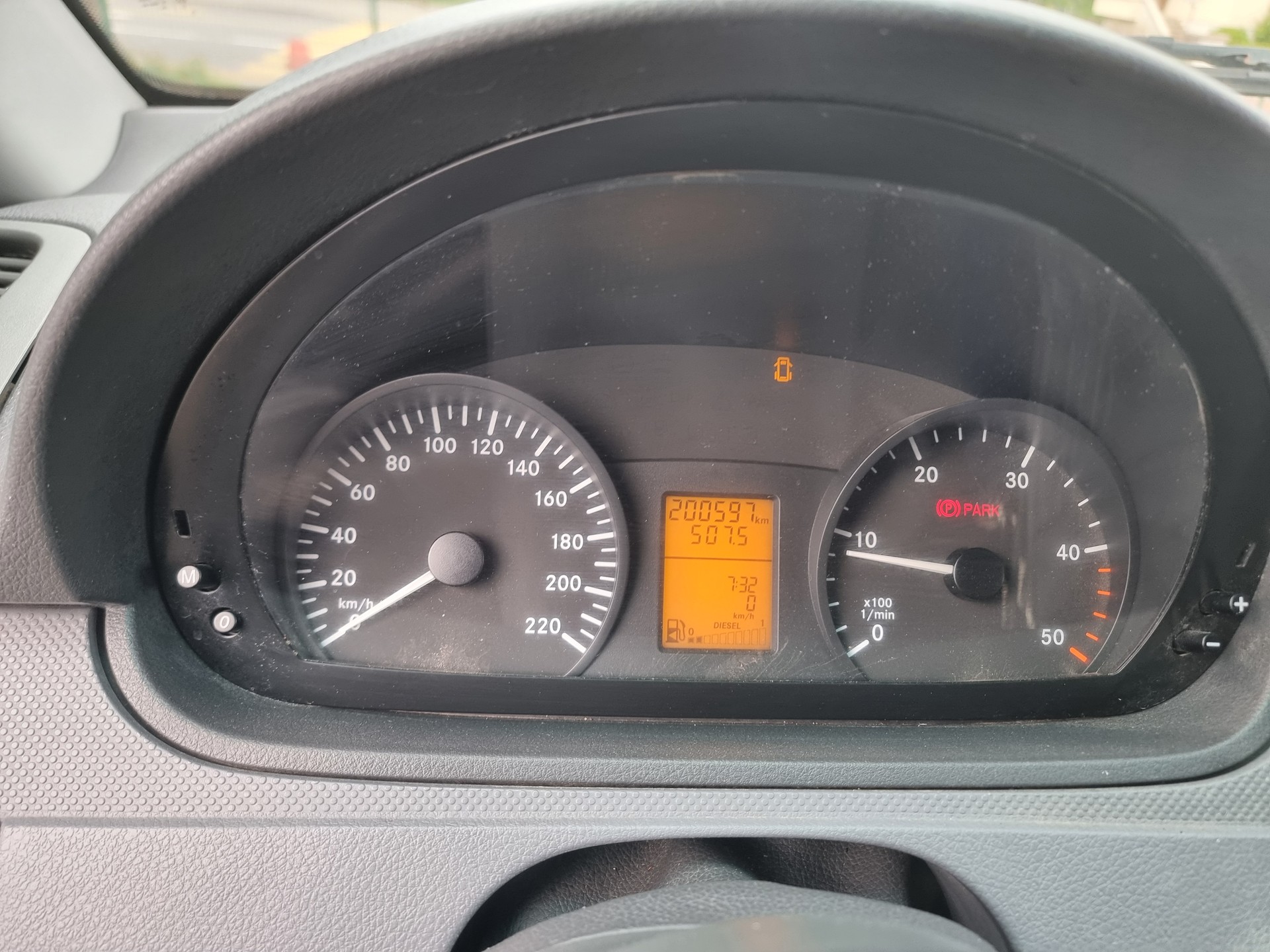 MERCEDES-BENZ Vito 111 CDI-image-15