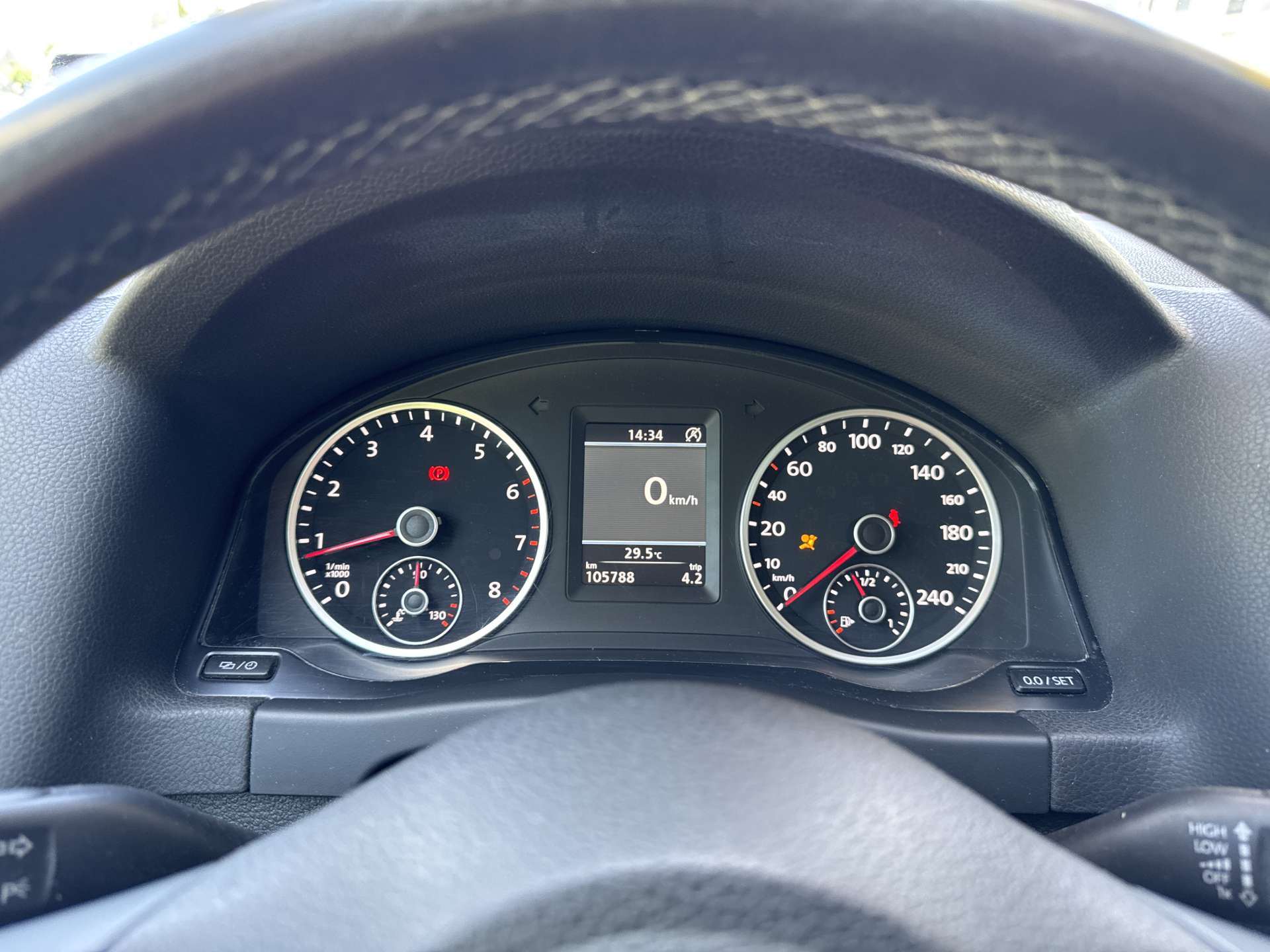 VW Tiguan 1.4 TSI BlueMotion Trend&Fun-image-11
