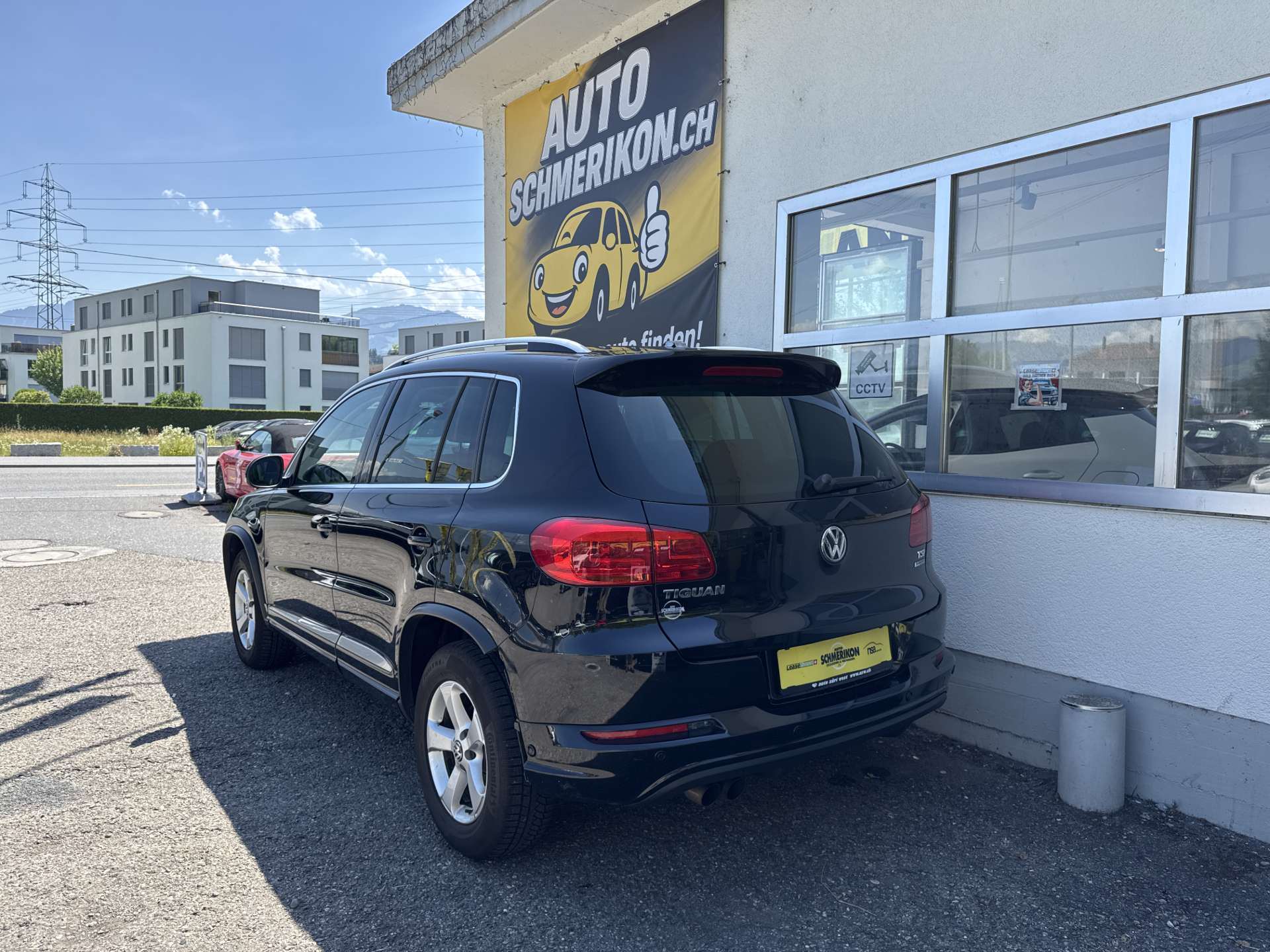 VW Tiguan 1.4 TSI BlueMotion Trend&Fun-image-2
