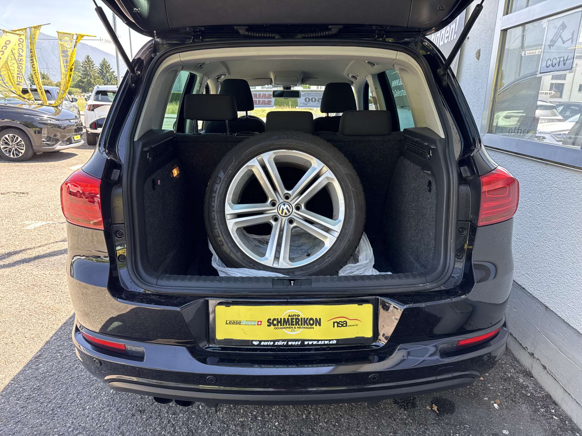 VW Tiguan 1.4 TSI BlueMotion Trend&Fun-image-8