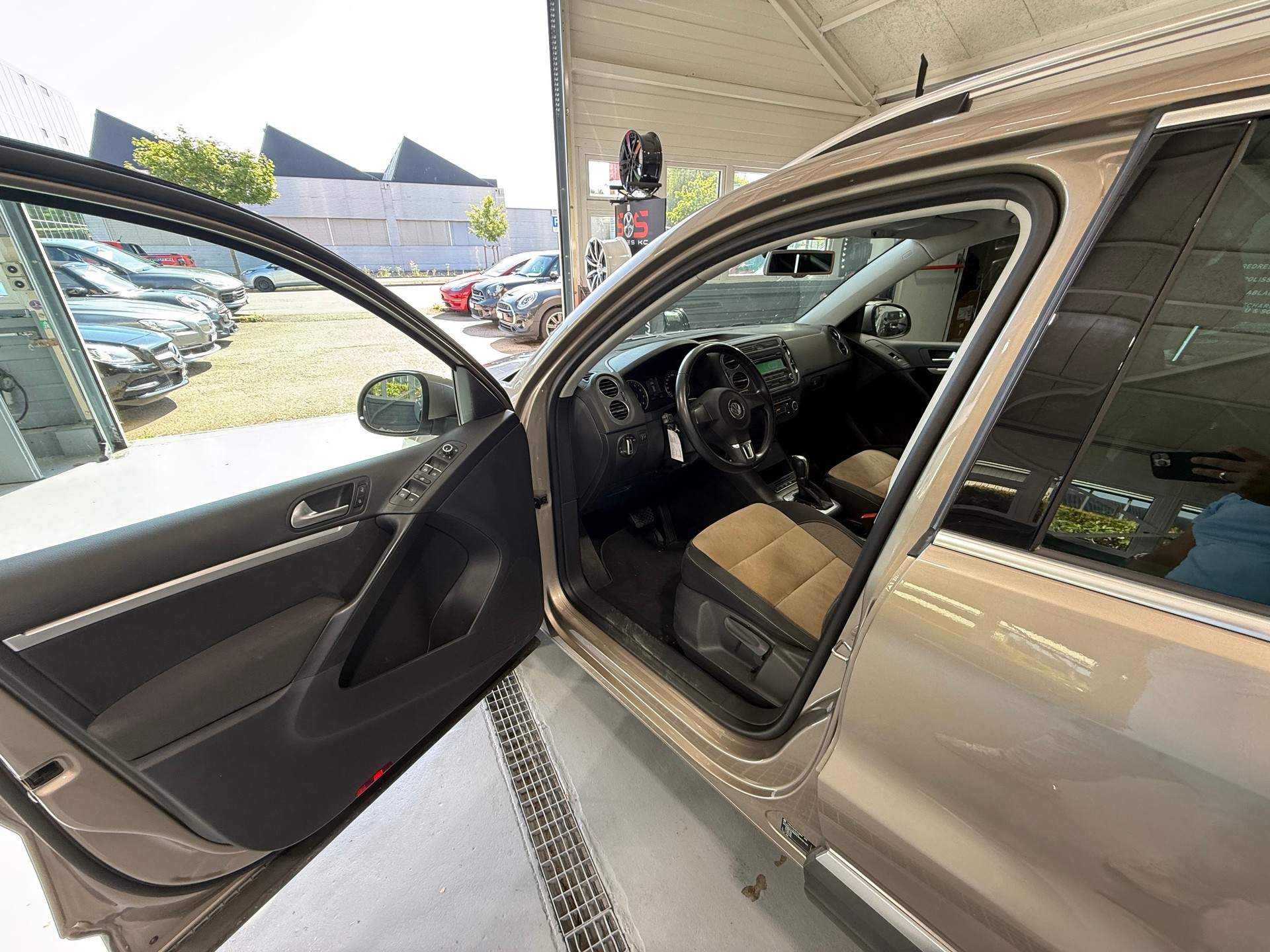 VW Tiguan 2.0 TSI Sport&Style 4Motion DSG-image-8