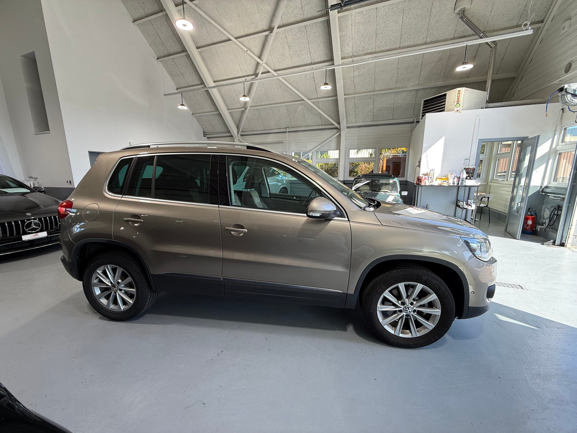 VW Tiguan 2.0 TSI Sport&Style 4Motion DSG-image-3