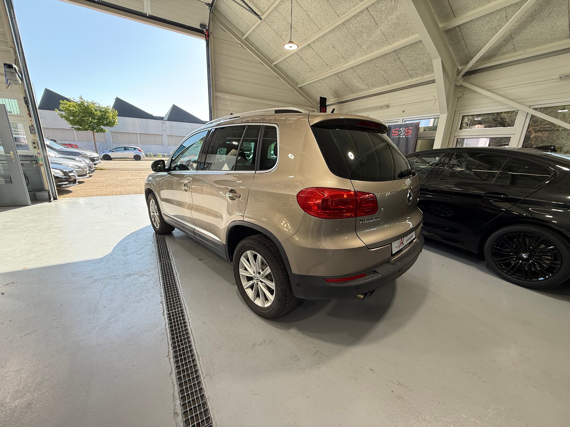 VW Tiguan 2.0 TSI Sport&Style 4Motion DSG-image-6