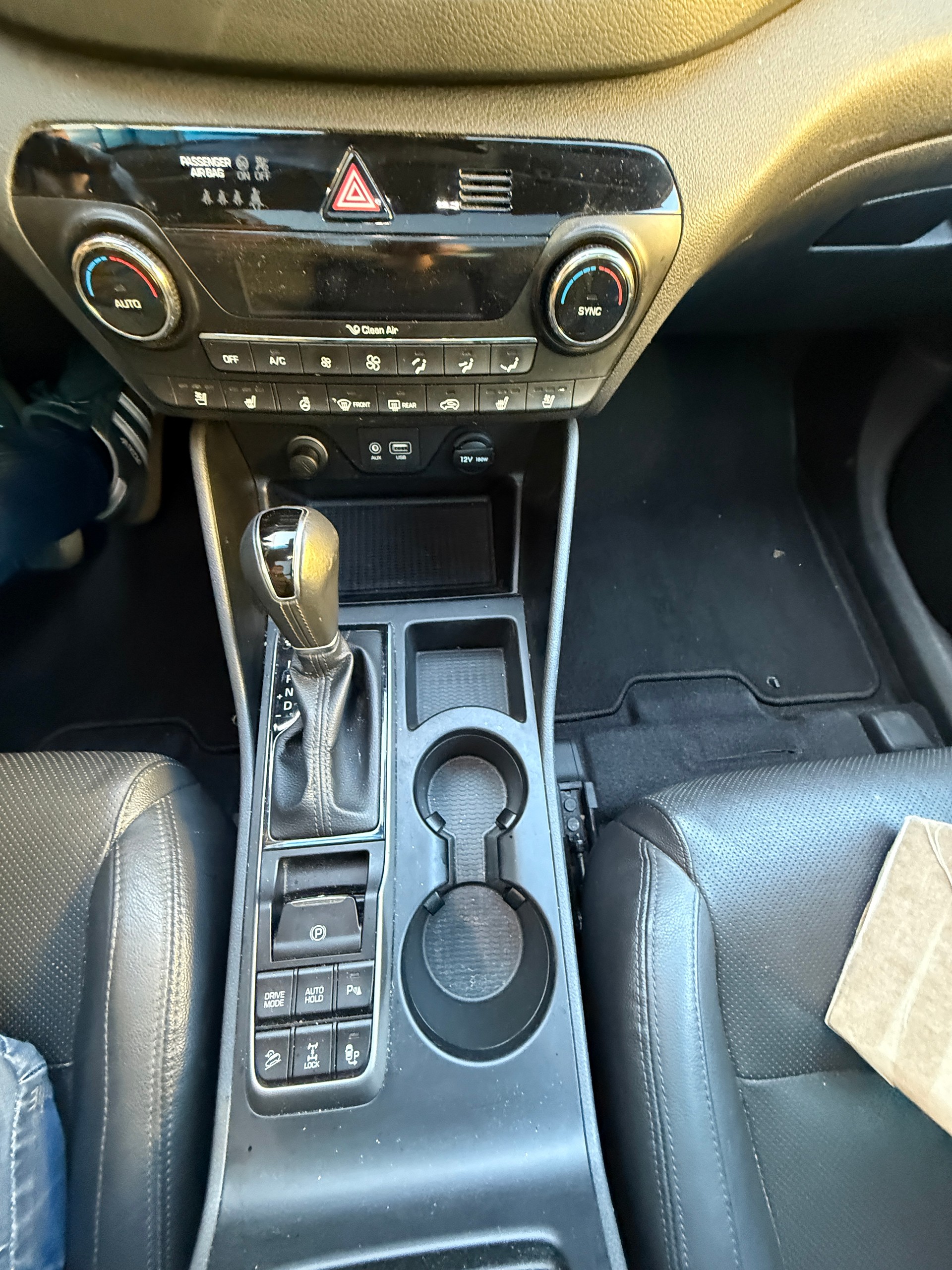 HYUNDAI Tucson 2.0 CRDI Vertex 4WD Automatic-image-10