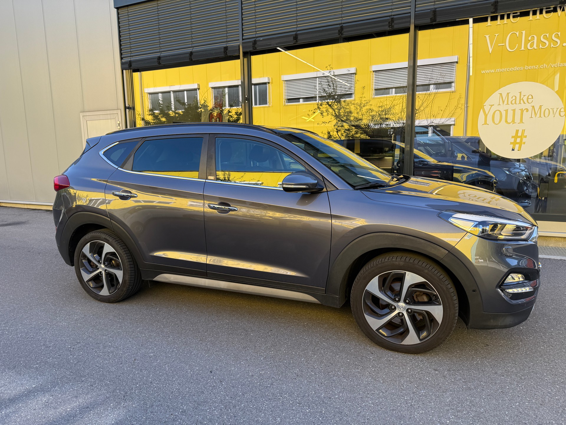 HYUNDAI Tucson 2.0 CRDI Vertex 4WD Automatic-image-1