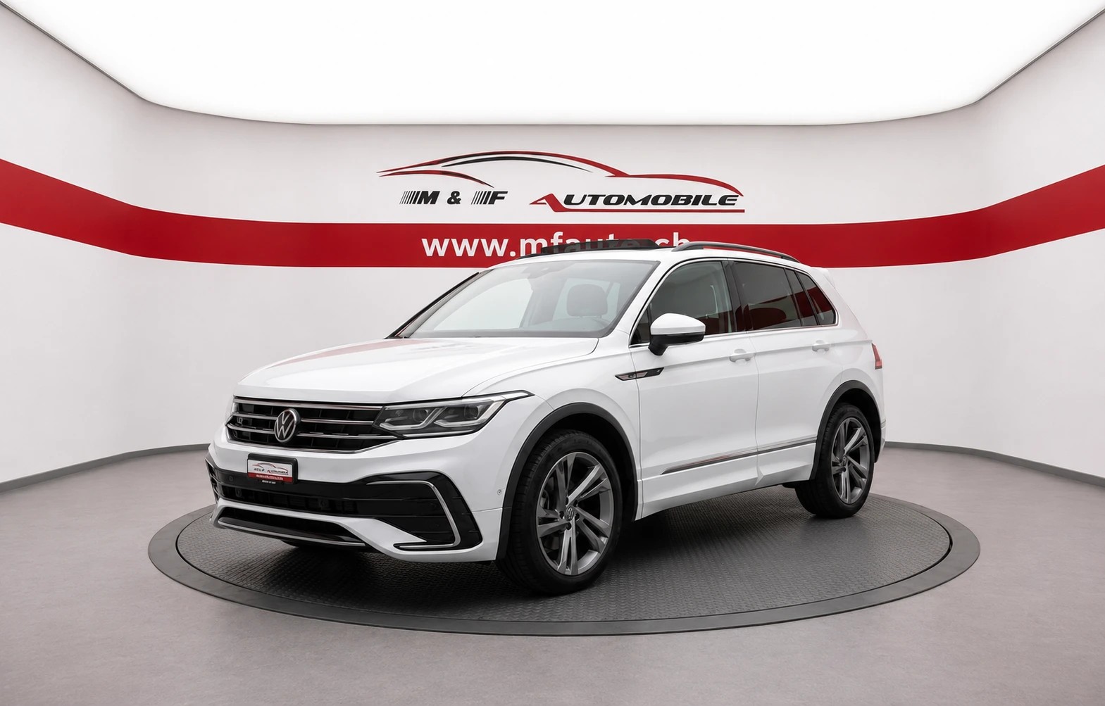 VW Tiguan 2.0 TDI SCR R-Line DSG CH FAHRZEUG