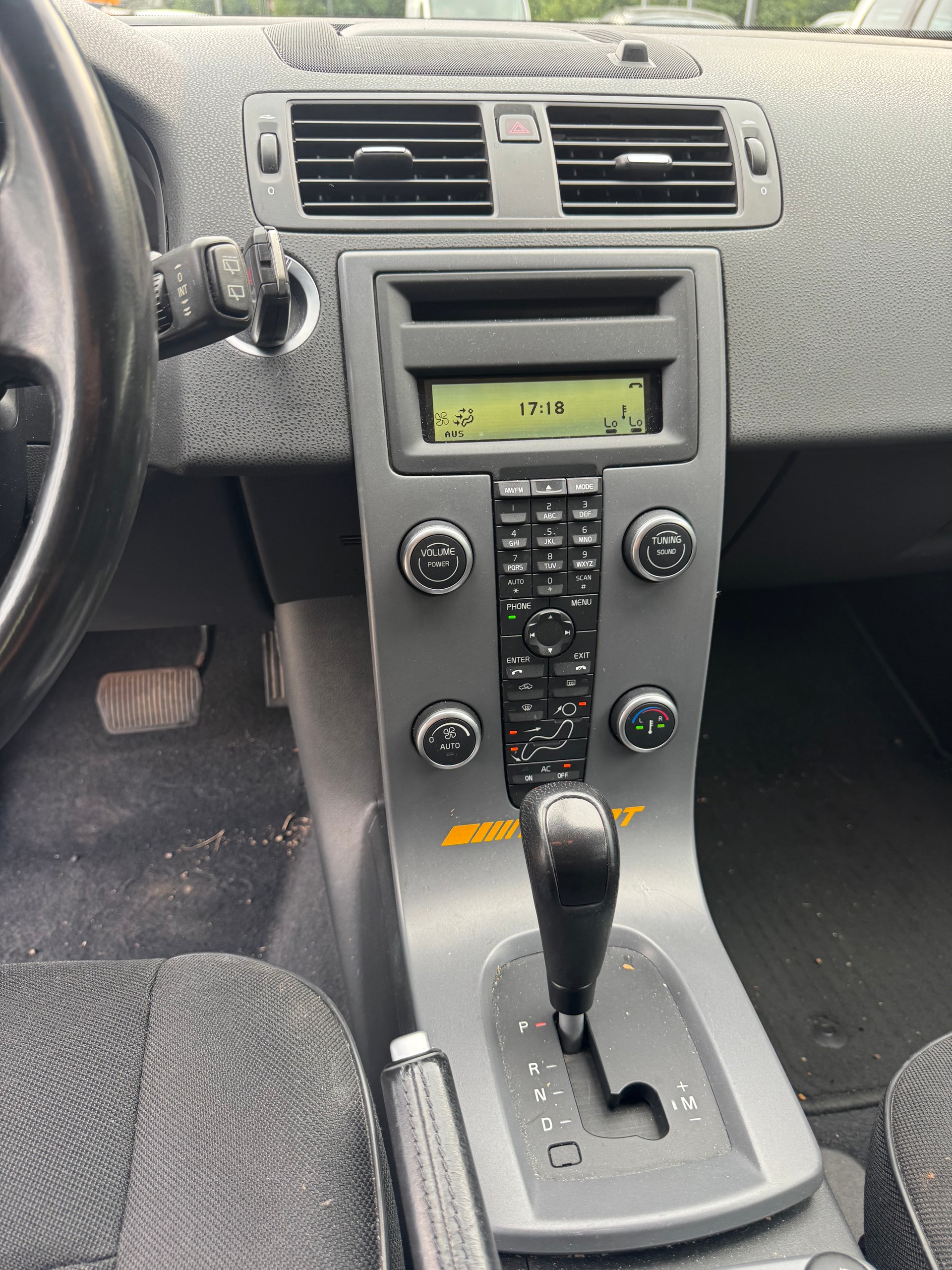 VOLVO V50 D3 Kinetic Geartronic-image-11
