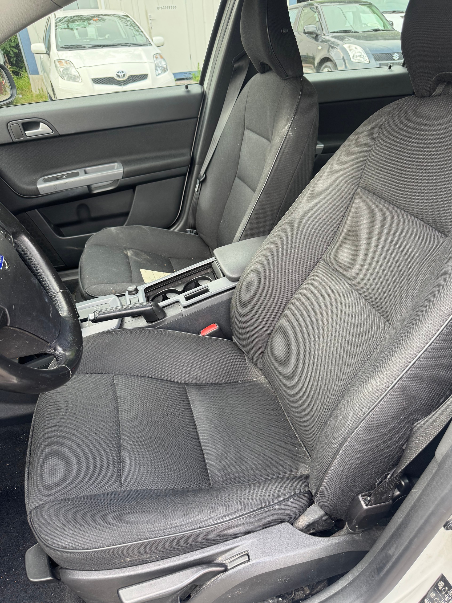 VOLVO V50 D3 Kinetic Geartronic-image-9
