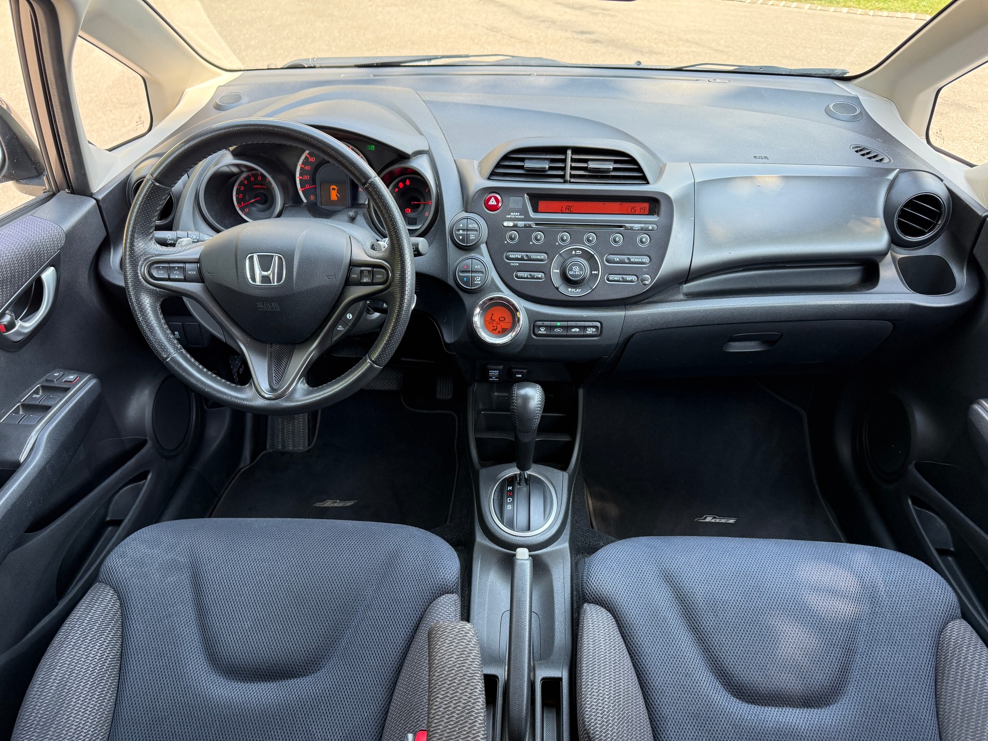 HONDA Jazz 1.4i Comfort Plus CVT-image-6