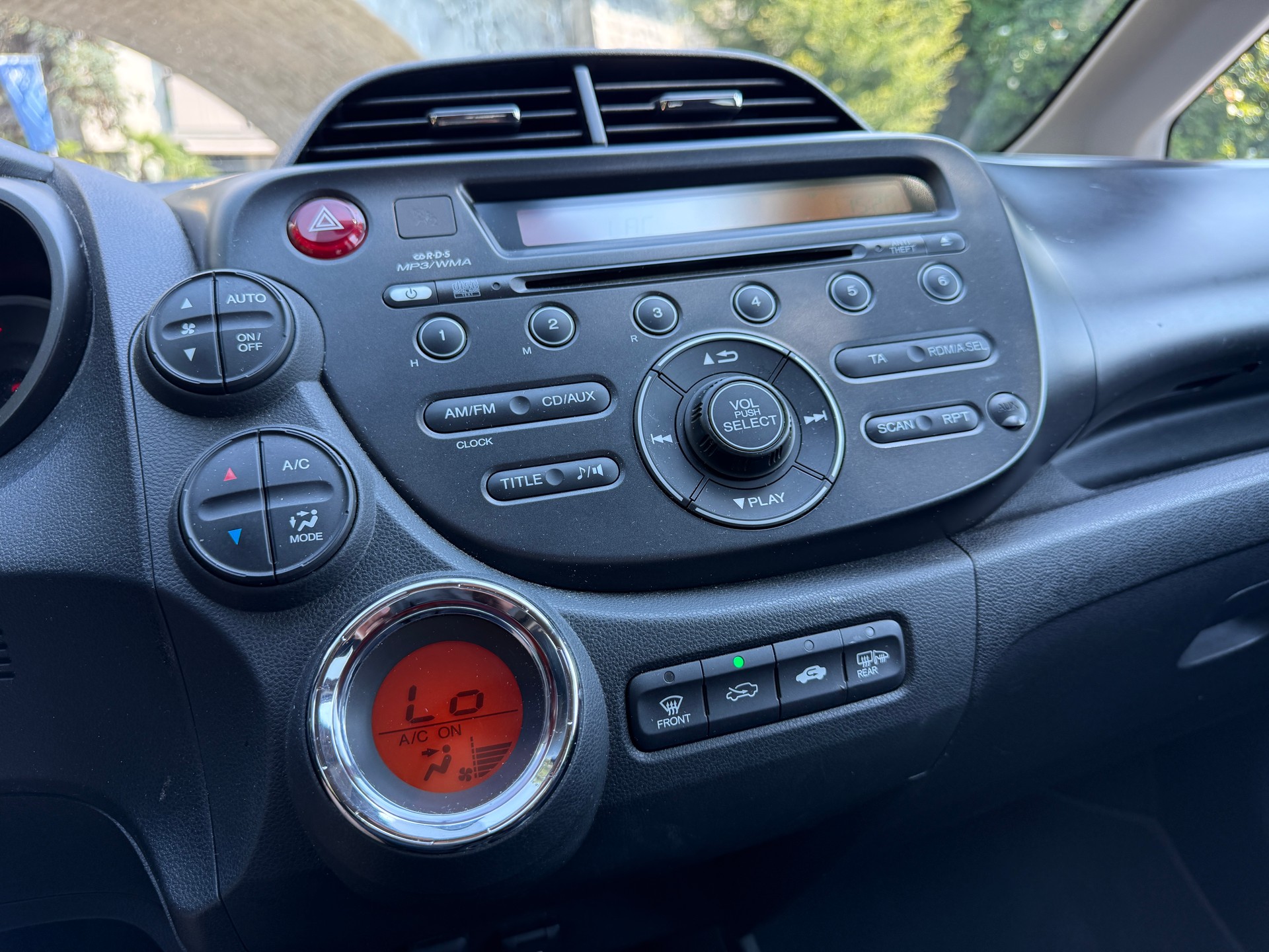 HONDA Jazz 1.4i Comfort Plus CVT-image-9
