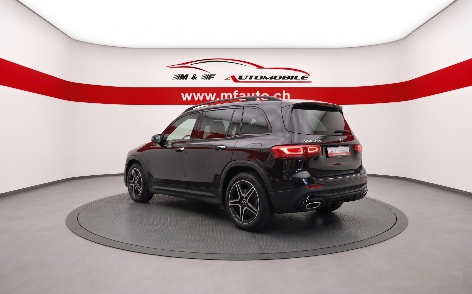 MERCEDES-BENZ GLB 220 d AMG Line 4matic CH FAHRZEUG-image-3