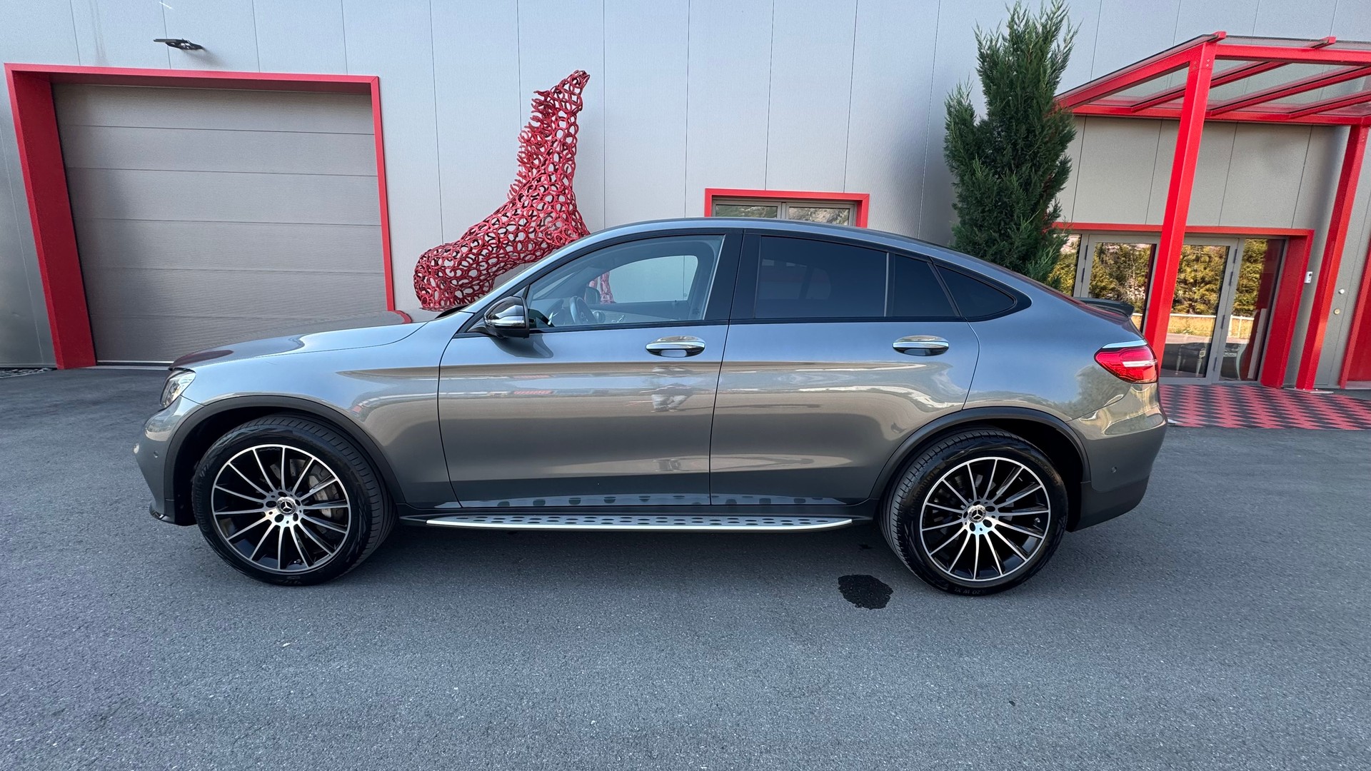 MERCEDES-BENZ GLC Coupé 350 d AMG Line 4Matic 9G-Tronic-image-3