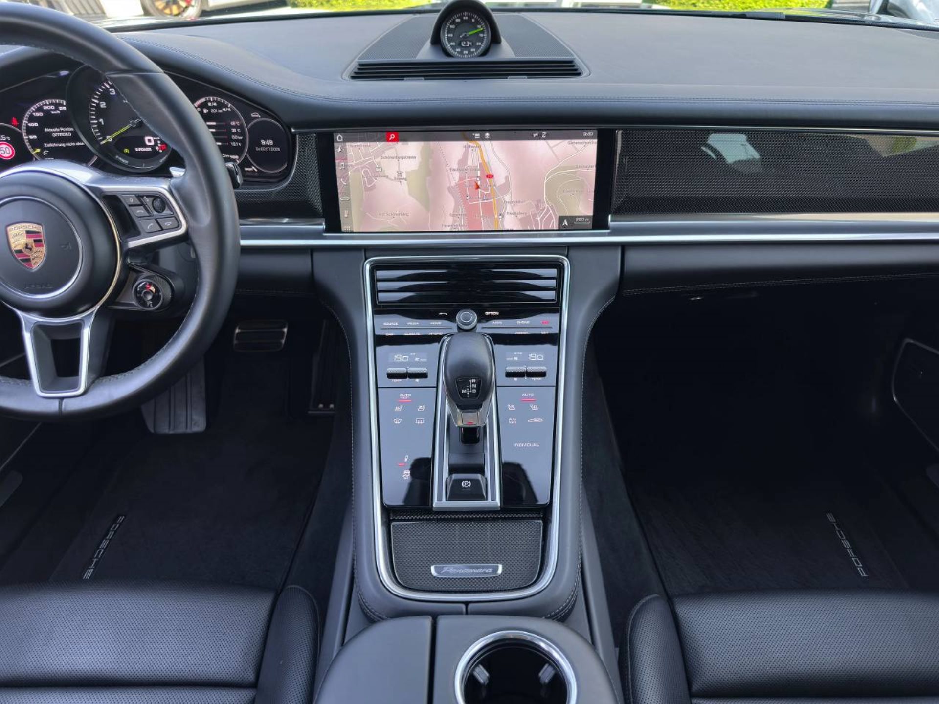 PORSCHE Panamera 4 E-Hybrid-image-16