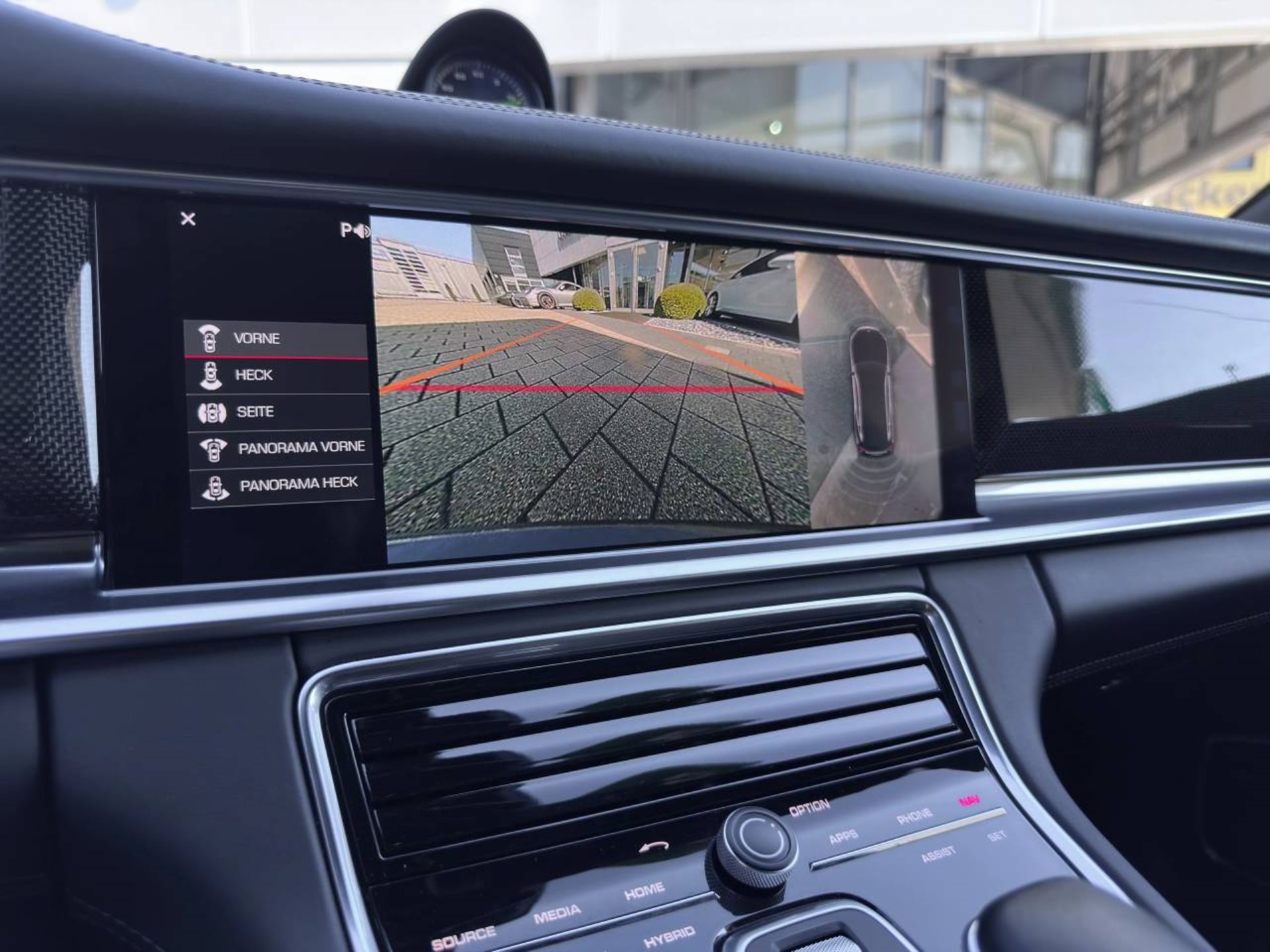 PORSCHE Panamera 4 E-Hybrid-image-24