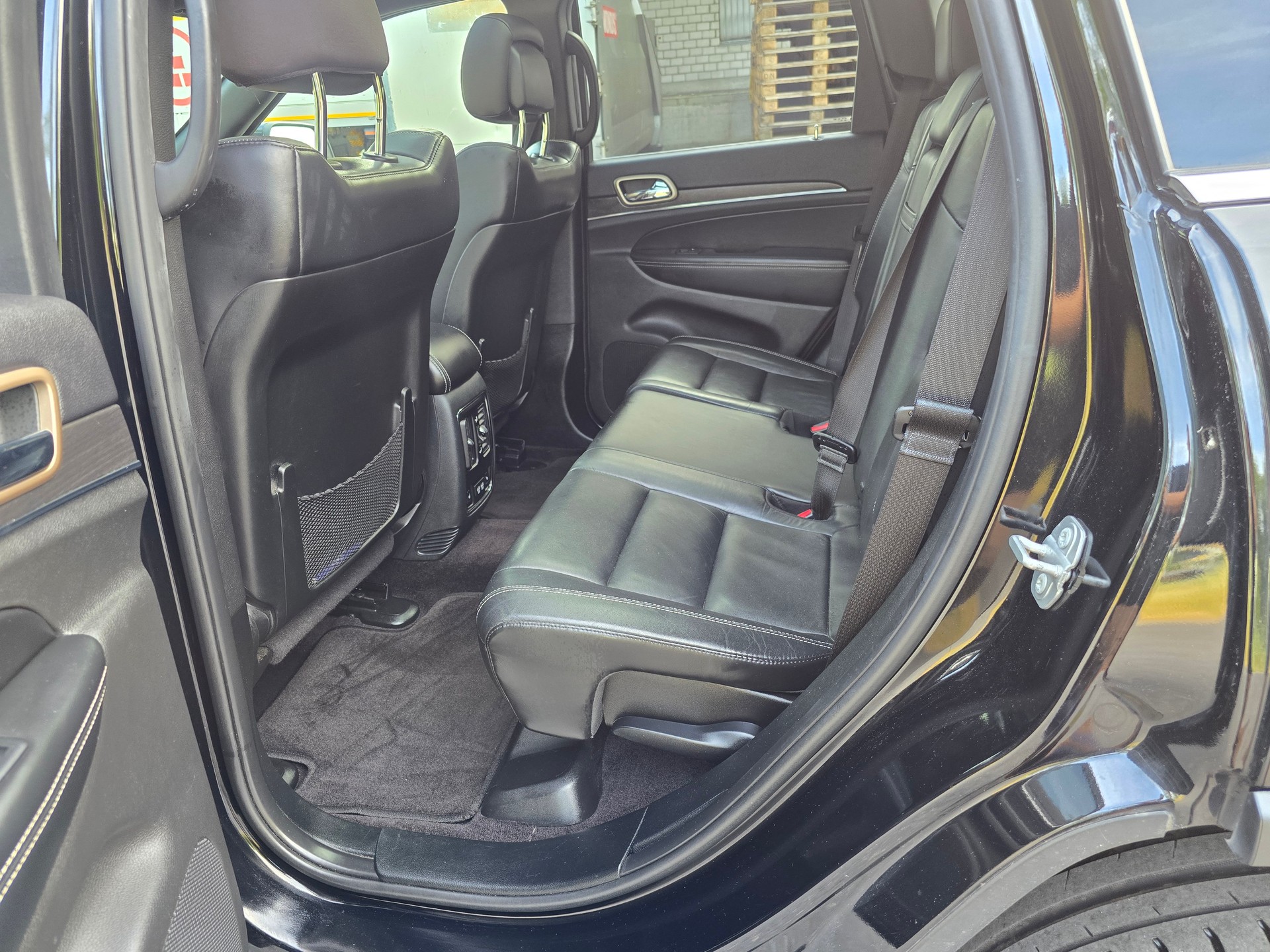 JEEP Grand Cherokee 3.0 CRD Summit Automatic-image-18