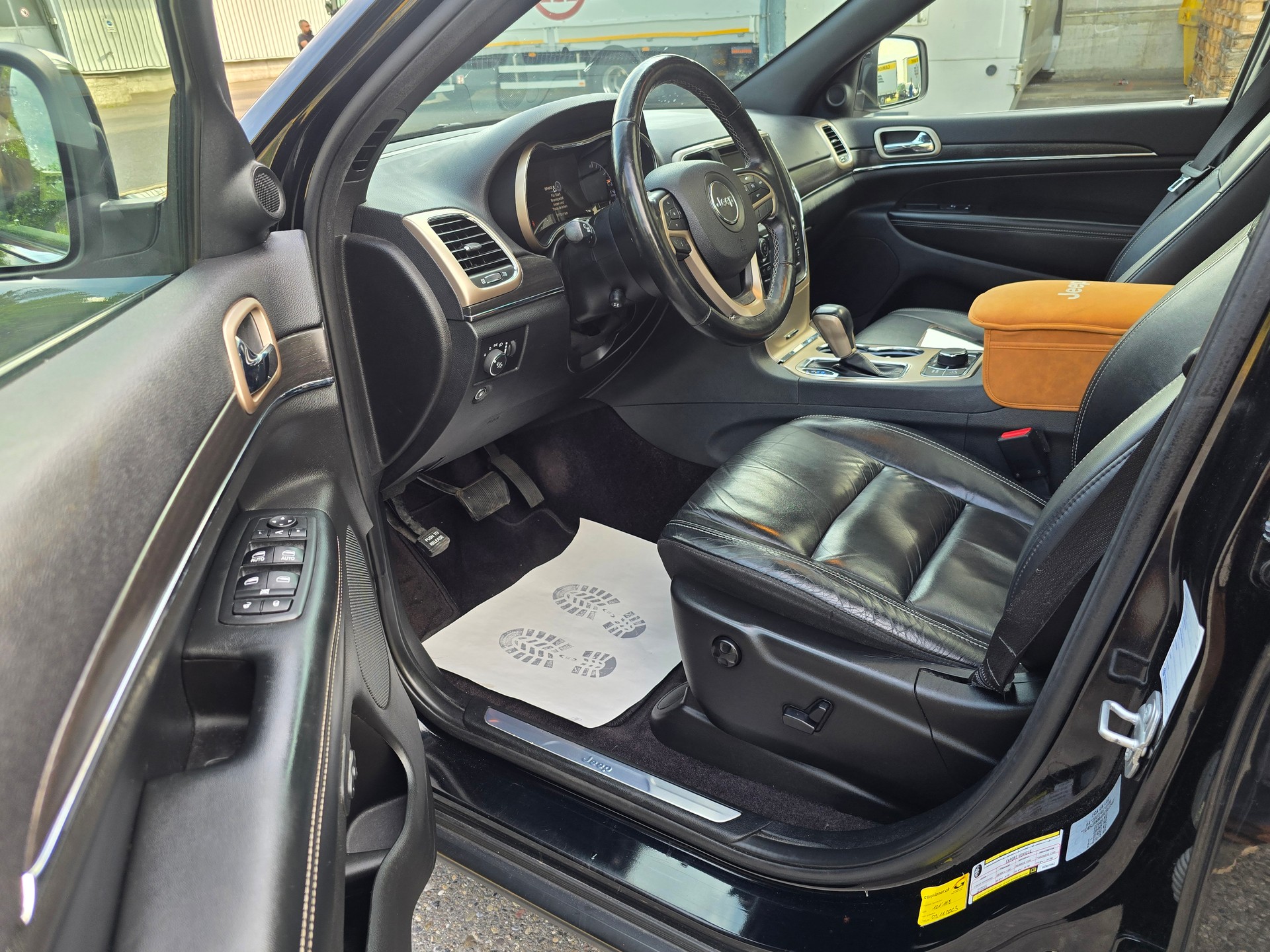 JEEP Grand Cherokee 3.0 CRD Summit Automatic-image-15