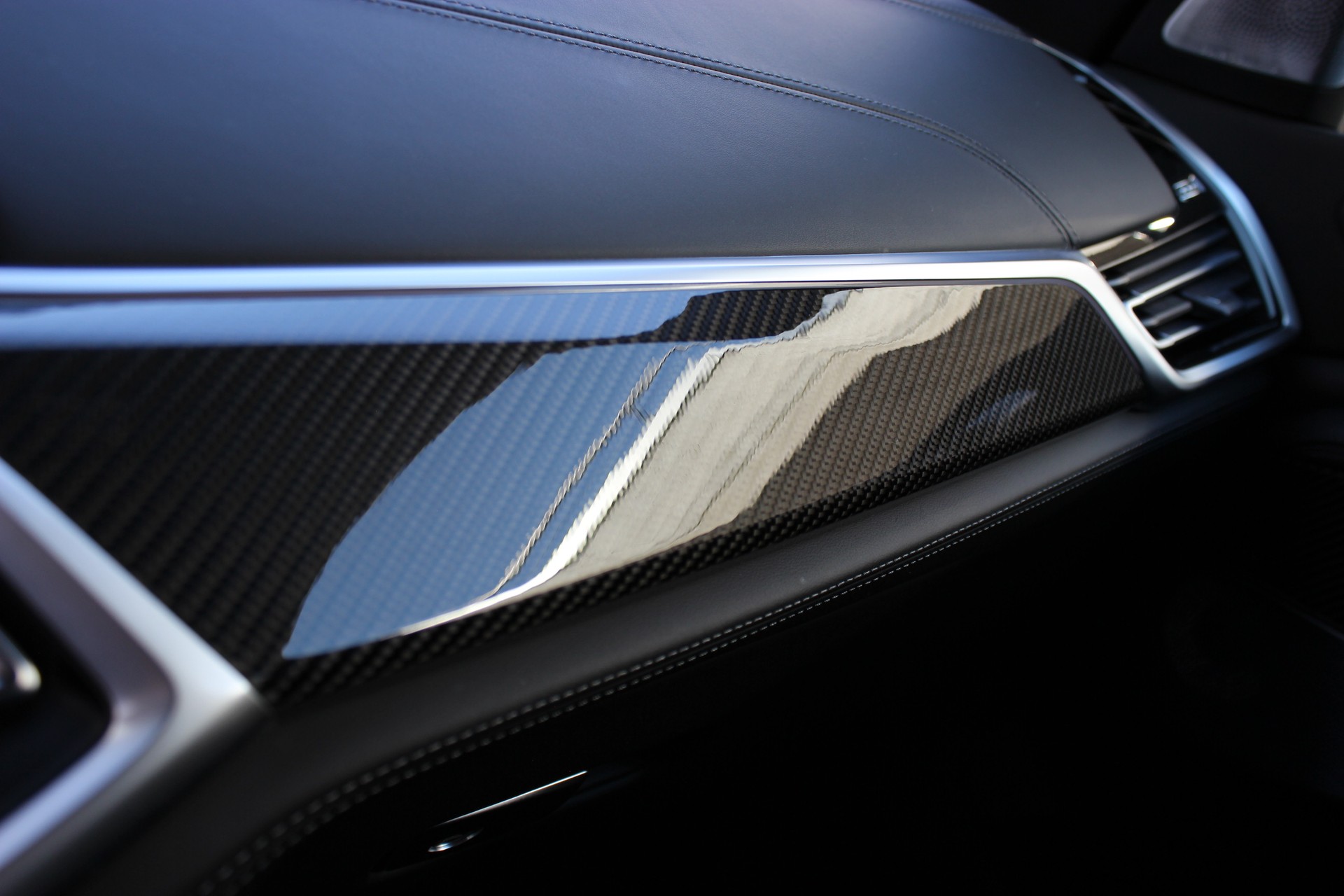 BMW X5M Competition Individual TANSANITBLAU *BOWERS & WILKINS*-image-23
