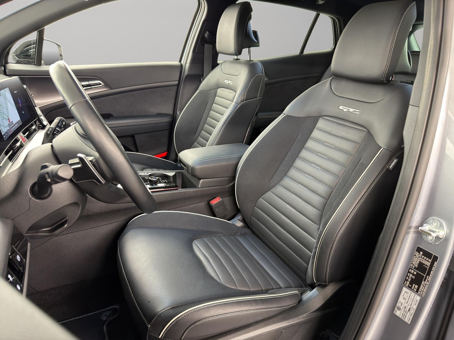 KIA Sportage 1.6 T-GDi PHEV GT-Line-image-8